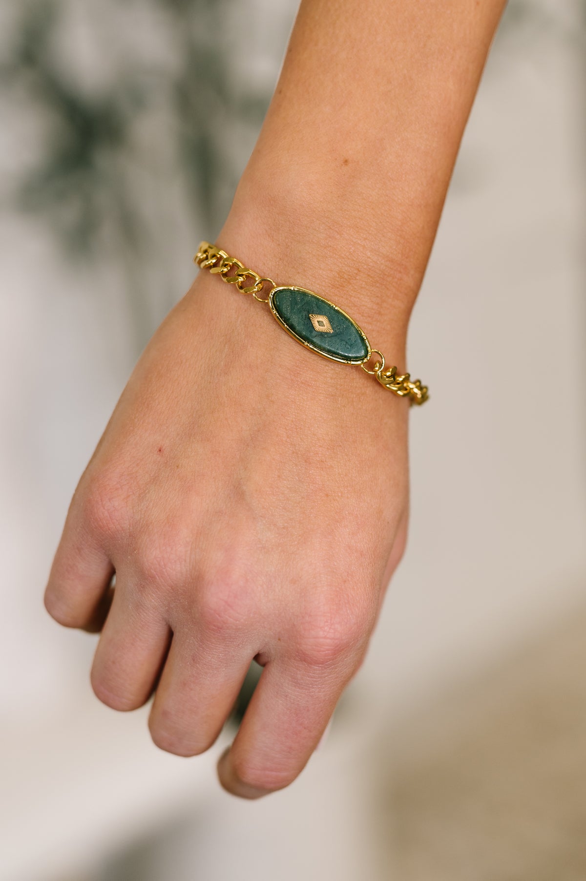 Bangle in Jade Bracelet - 12/5/2025