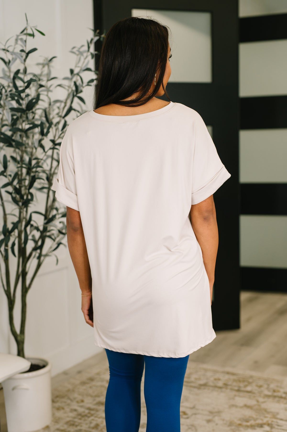 Basic Layering Relaxed V-Neck Tee - 12/31/2025