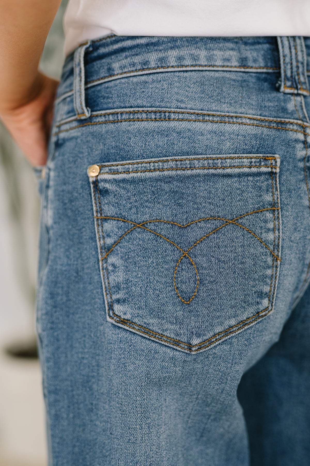 Bella High Waist Soft Barrel Stitch Thru Pocket - 8/20/2025