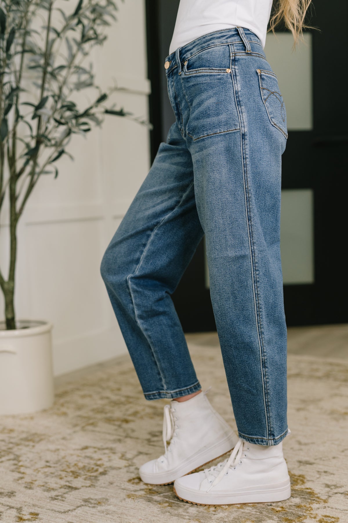 Bella High Waist Soft Barrel Stitch Thru Pocket - 8/20/2025
