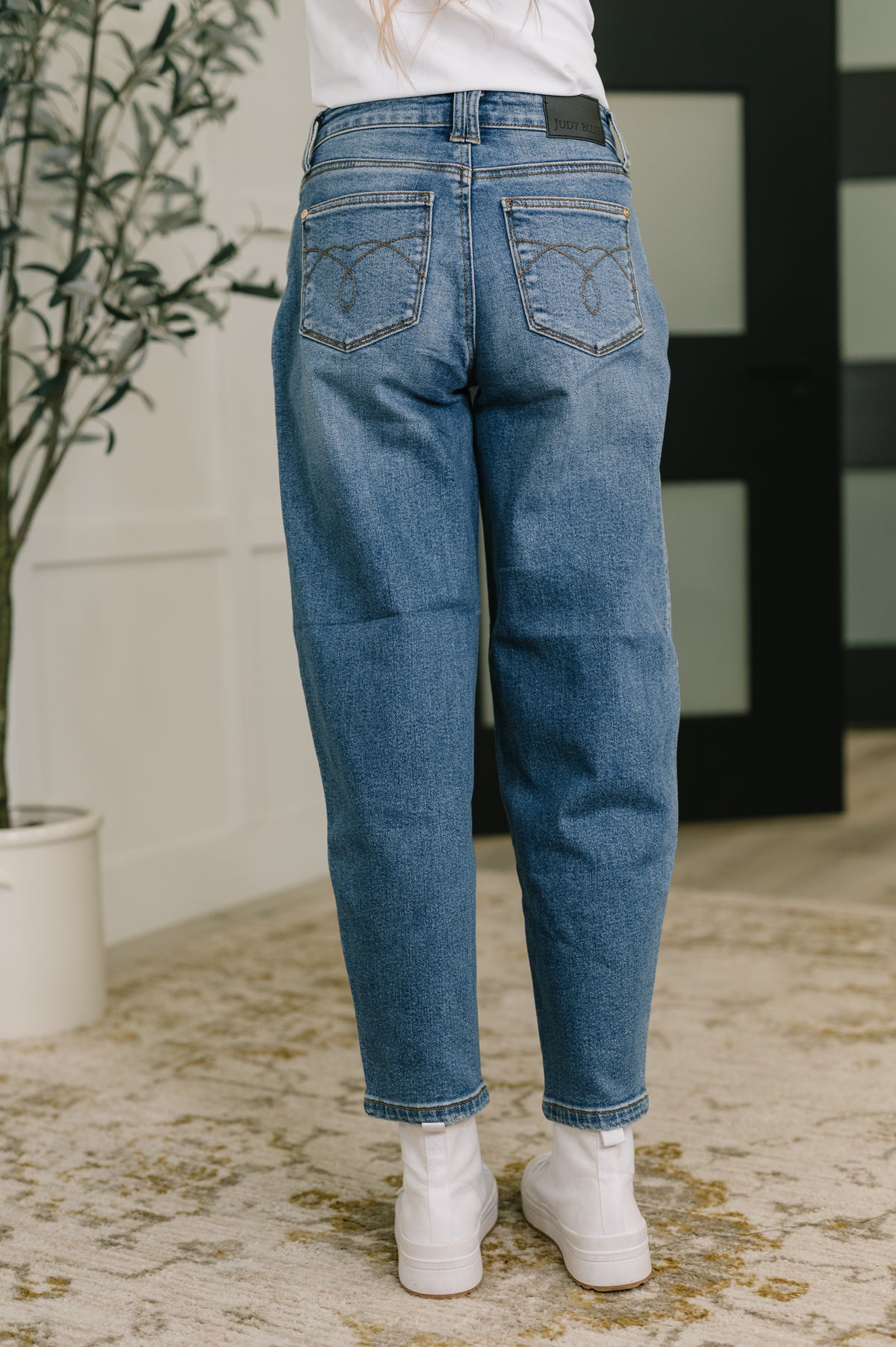 Bella High Waist Soft Barrel Stitch Thru Pocket - 8/20/2025