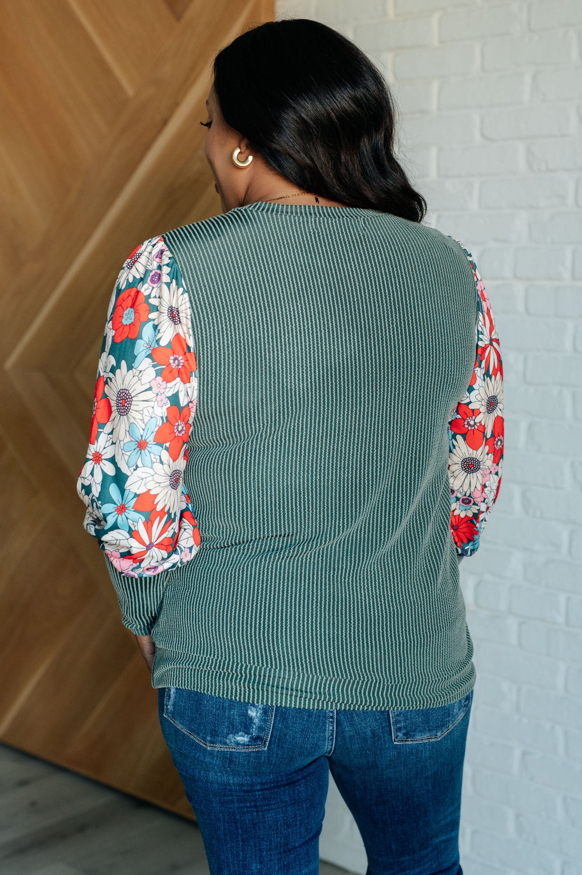 Better Than Usual Floral Detail Top - 10/8/2024