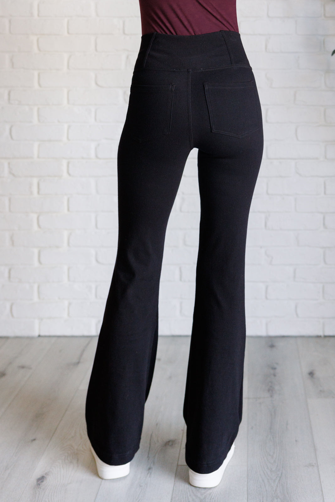 Building Habits Twill Flared Crossover Waist Pant in Black - 9/19/2024