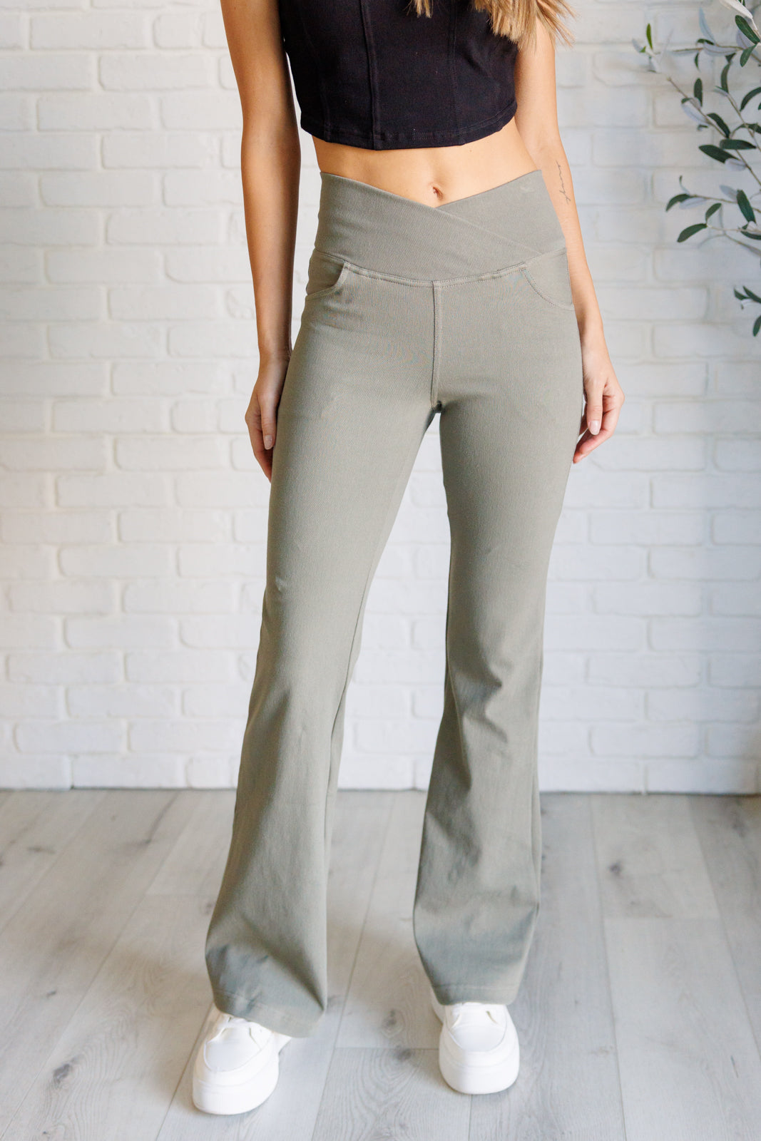 Building Habits Twill Flared Crossover Waist Pant in Dusty Olive - 9/19/2024