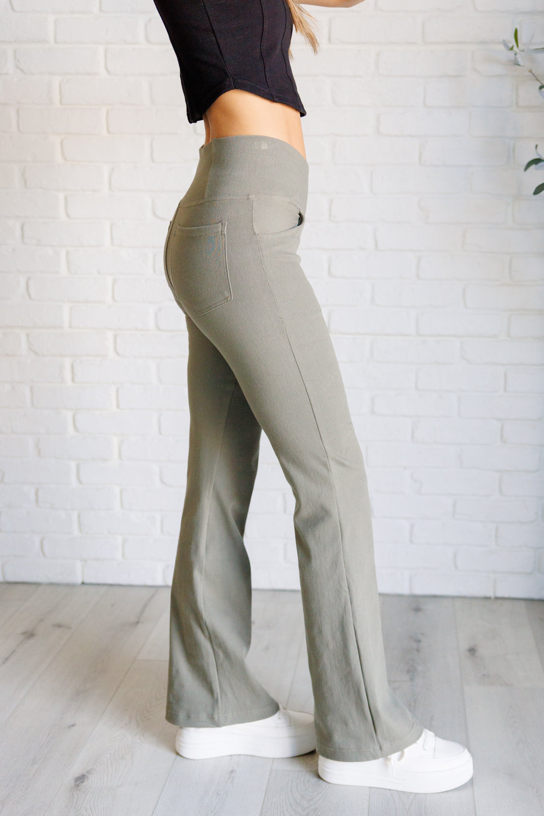 Building Habits Twill Flared Crossover Waist Pant in Dusty Olive - 9/19/2024