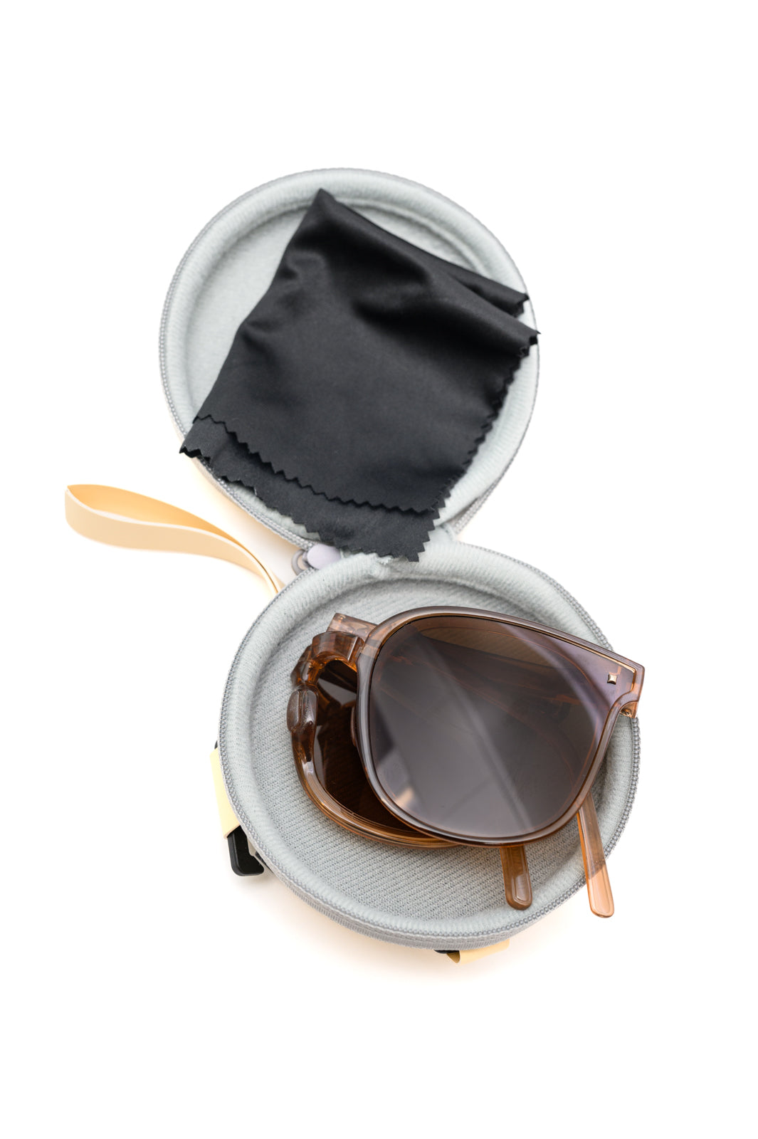 Collapsible Girlfriend Sunnies & Case in Champagne - 8/7/2023