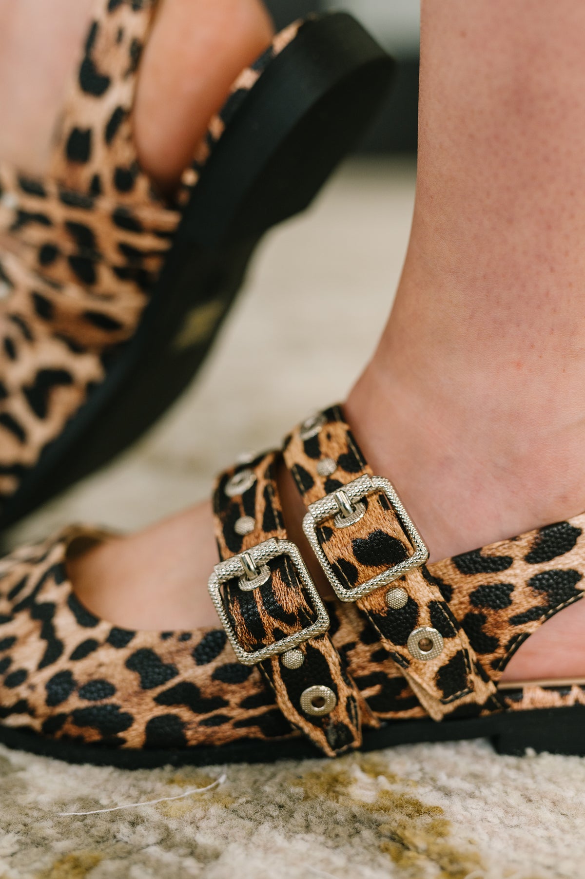 Catwalk Buckle Pointy Toe Flats - 10/28/2025