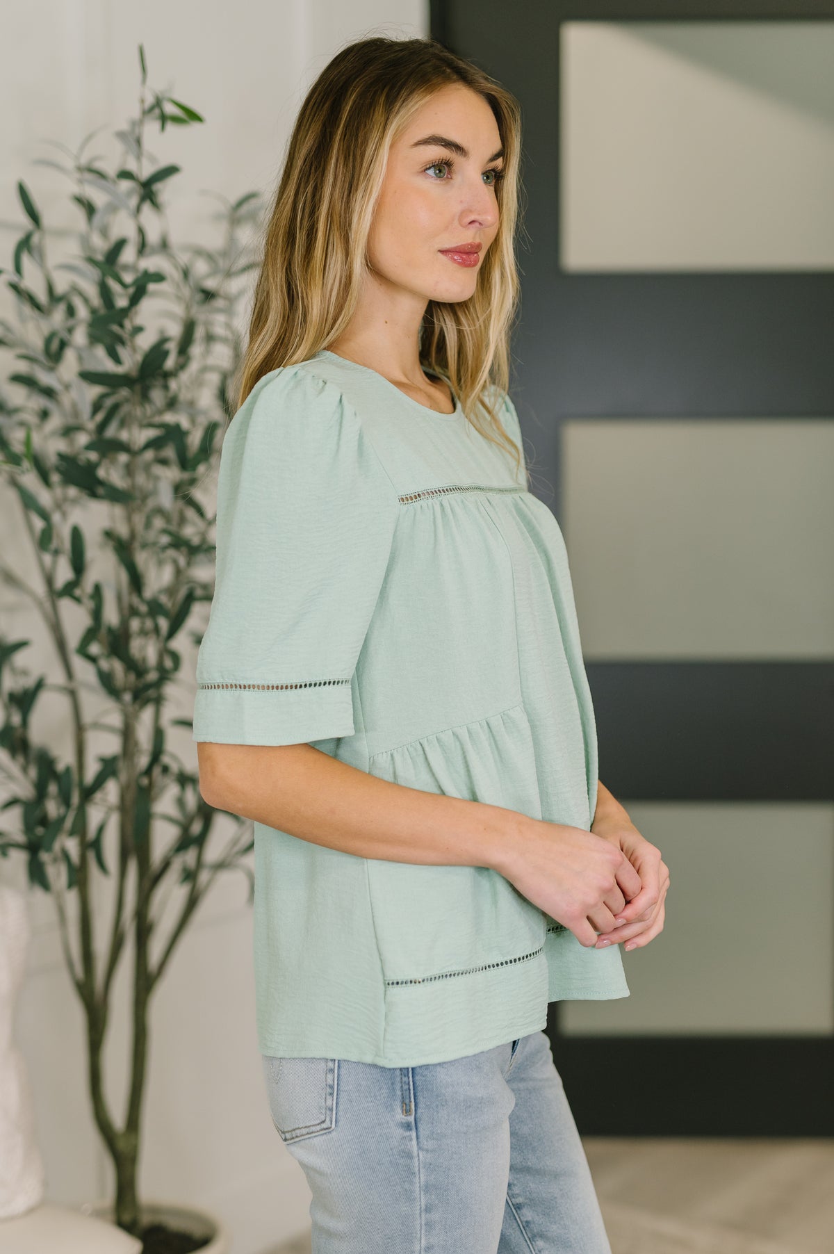 Caught You Looking Crinkle Woven Blouse - 2/20/2026