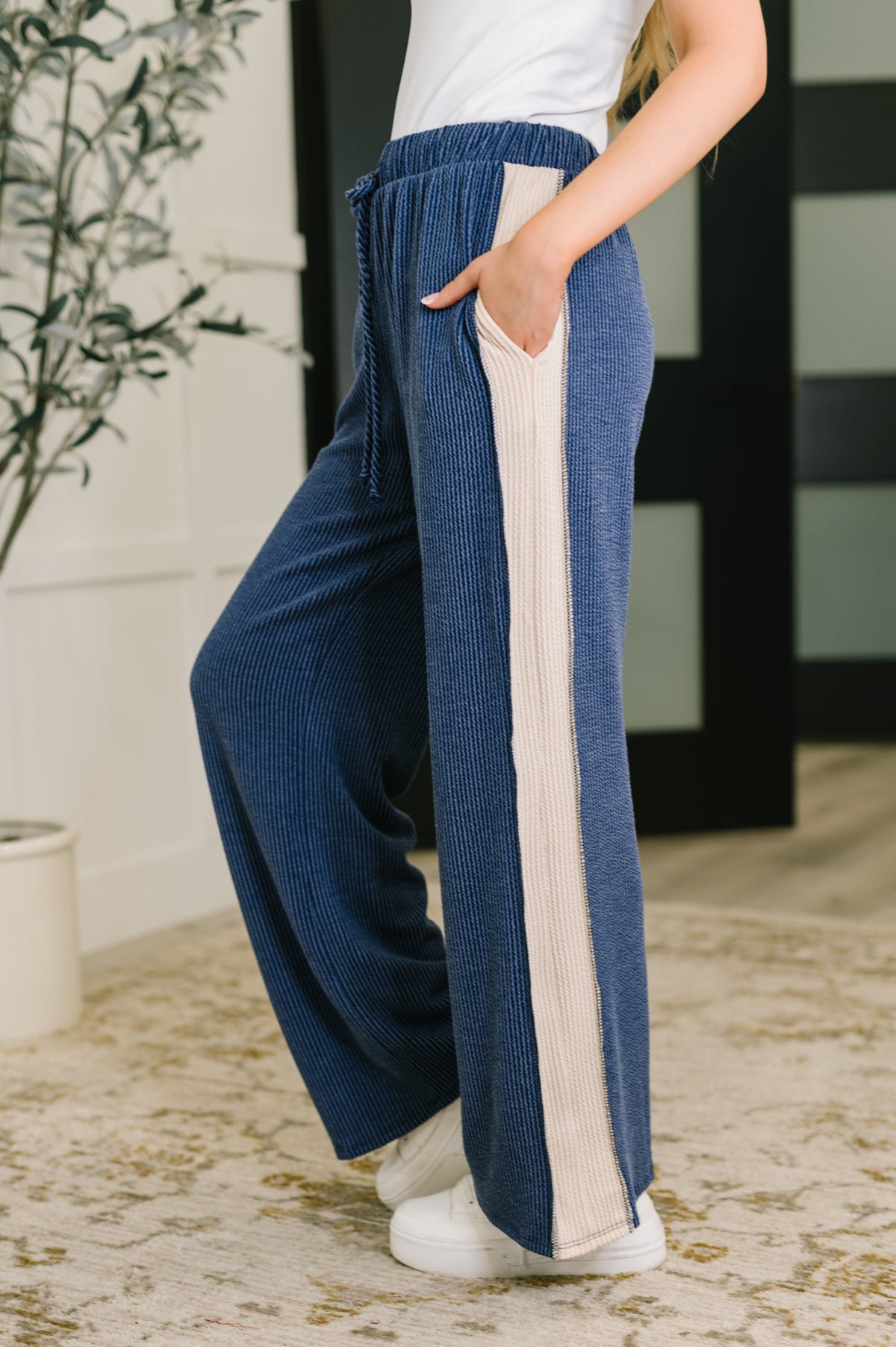Certified Chiller Contrast Stripe Straight Leg Bottoms in Navy - 9/5/2025