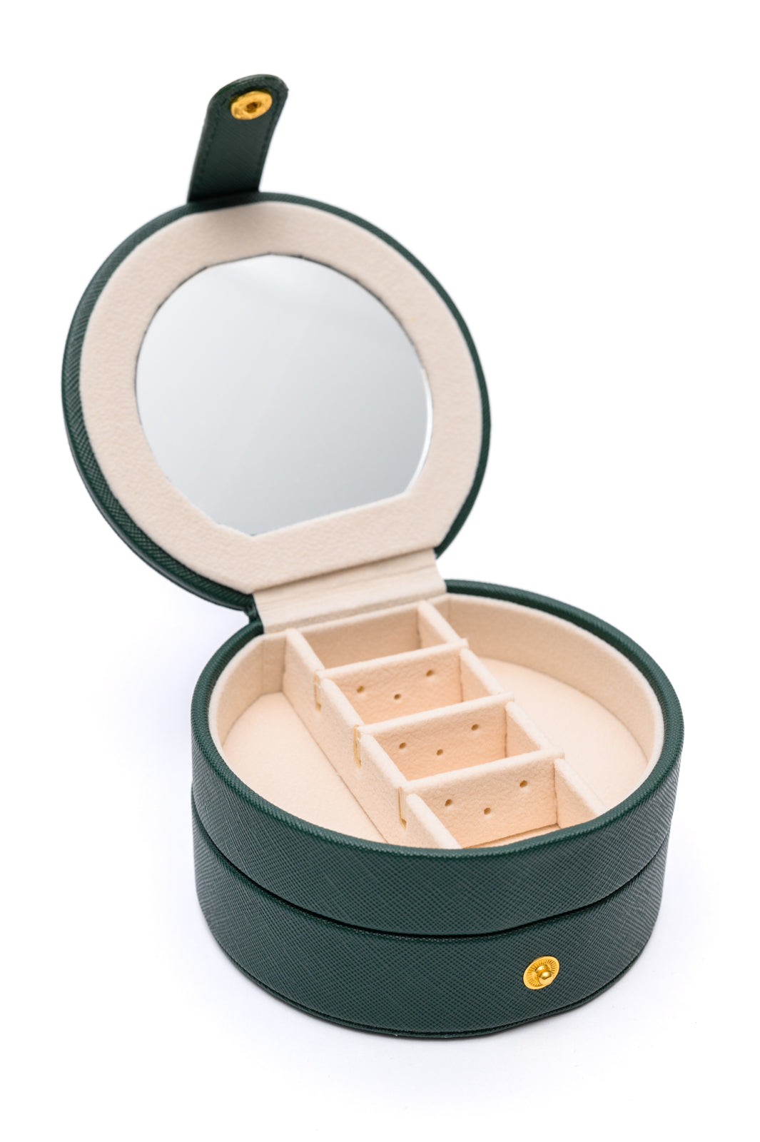 Circular Travel Jewelry Case in Green - 11/22/2024