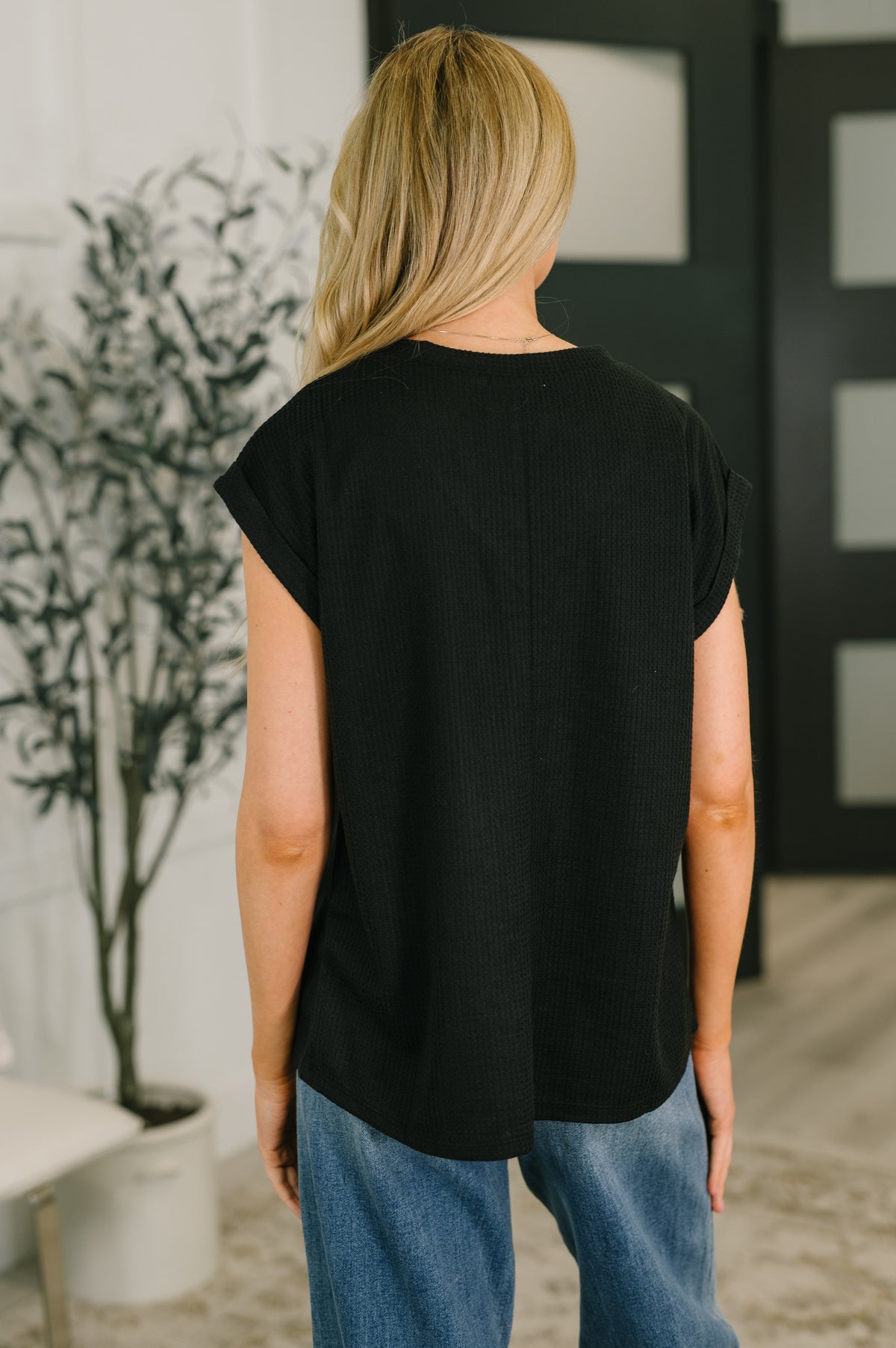 Classic Timeless V-Neck Tee in Black - 5/1/2026