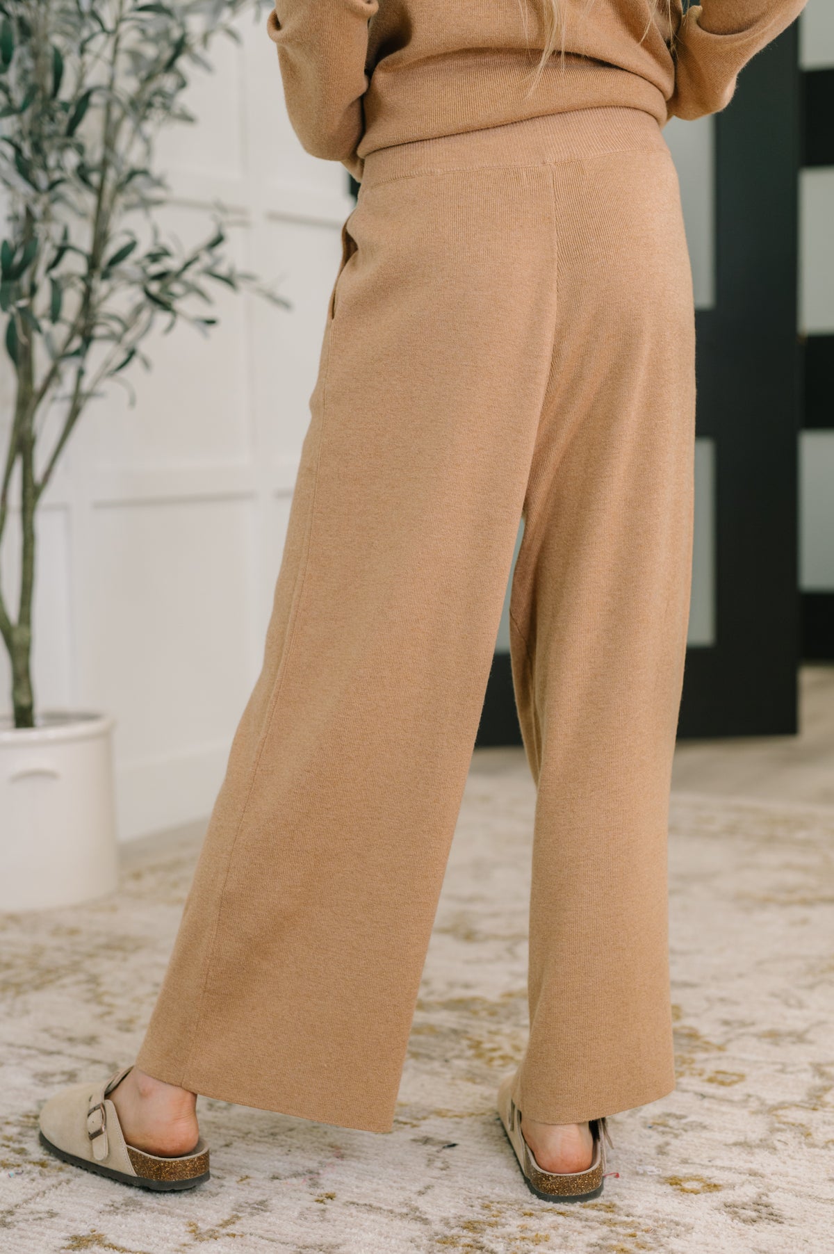 Close Culottes in Camel - 9/26/2025