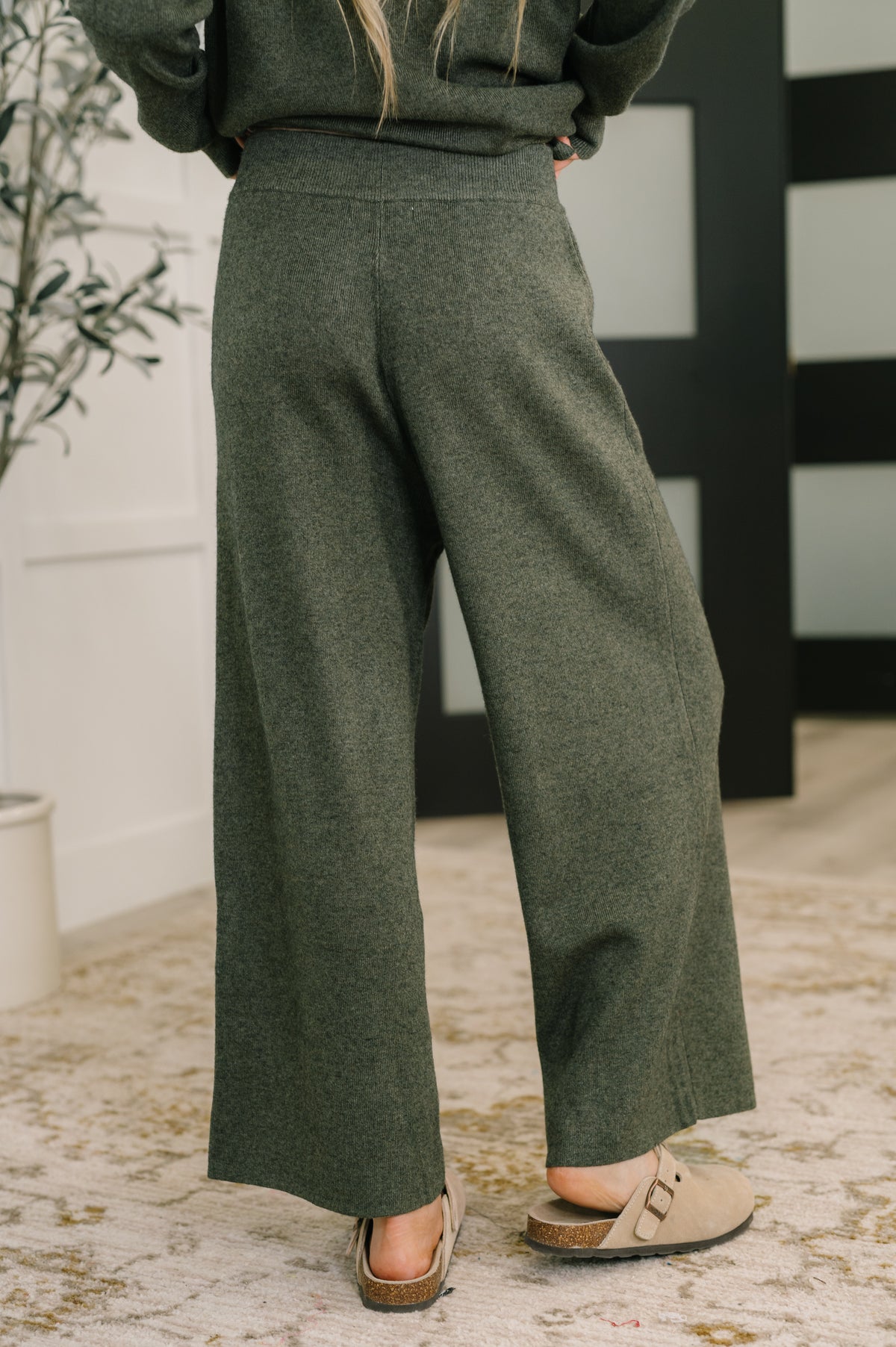 Close Culottes in Moss - 9/26/2025