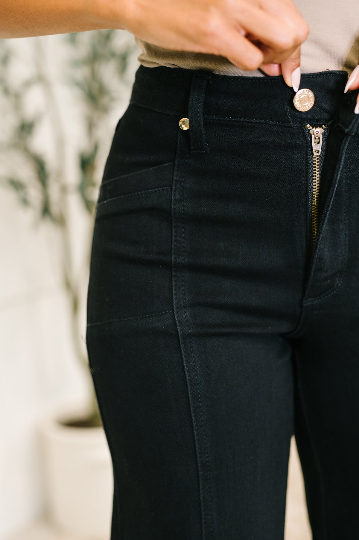 Corinna High Waist Retro Wide - 10/15/2025