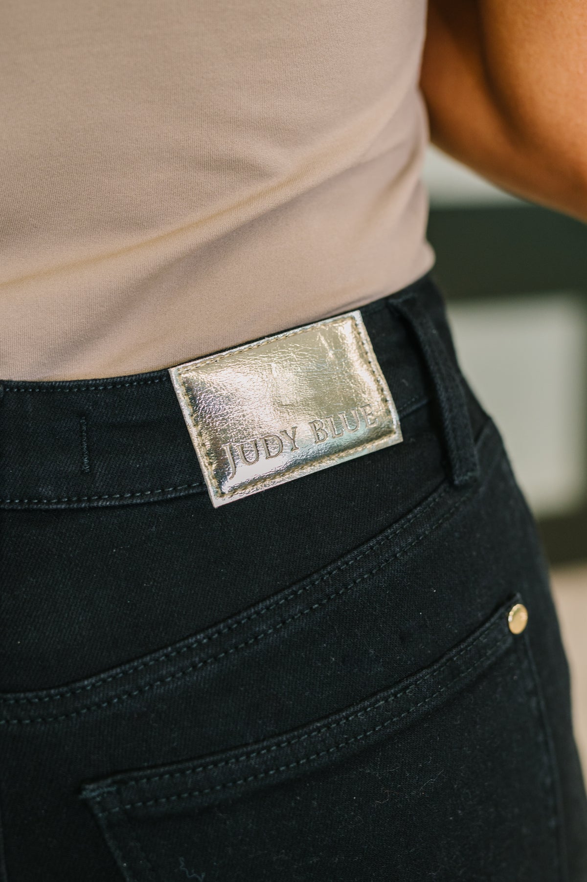 Corinna High Waist Retro Wide - 10/15/2025