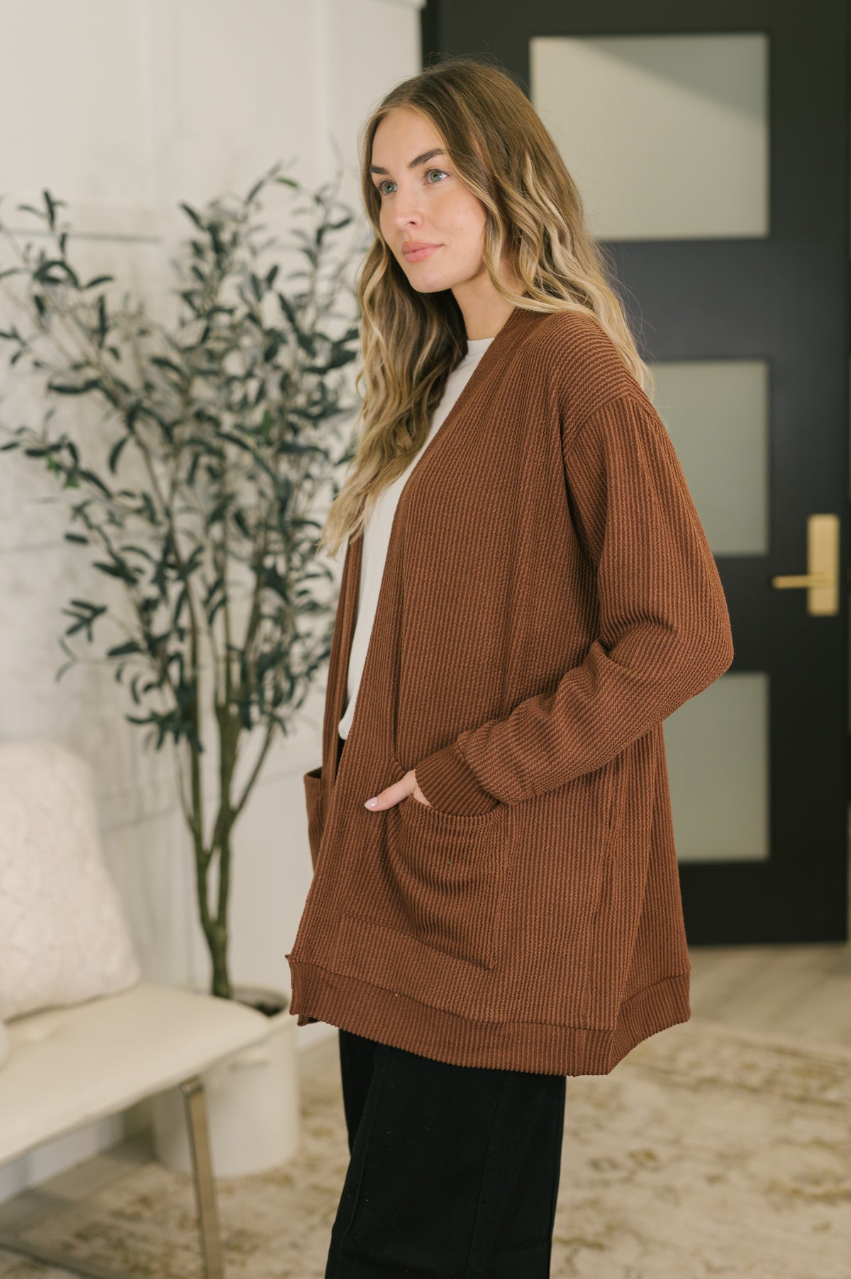Curly Ribbed Ember Open Front Cardigan in Rust - 11/13/2026
