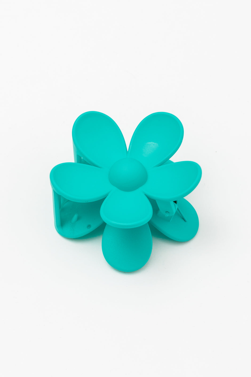 Daisy Claw in Turquoise - 6/26/2023