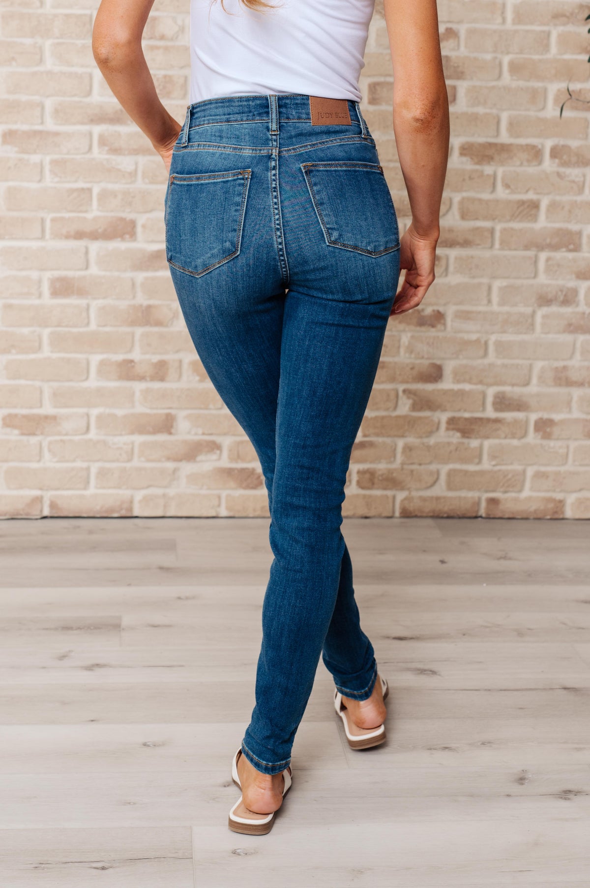 Daphne High Rise Skinny Jeans - 6/5/2024