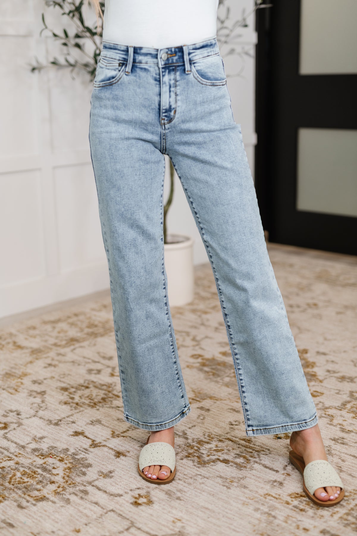 Debbie High Rise Stone Wash Straight Fit Jeans - 6/4/2025
