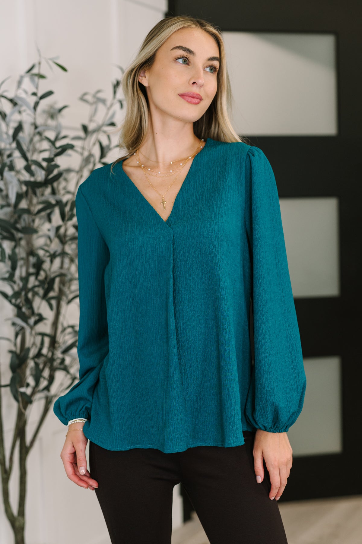 Desk to Dinner V-Neck Balloon Sleeve Blouse - 10/10/2025