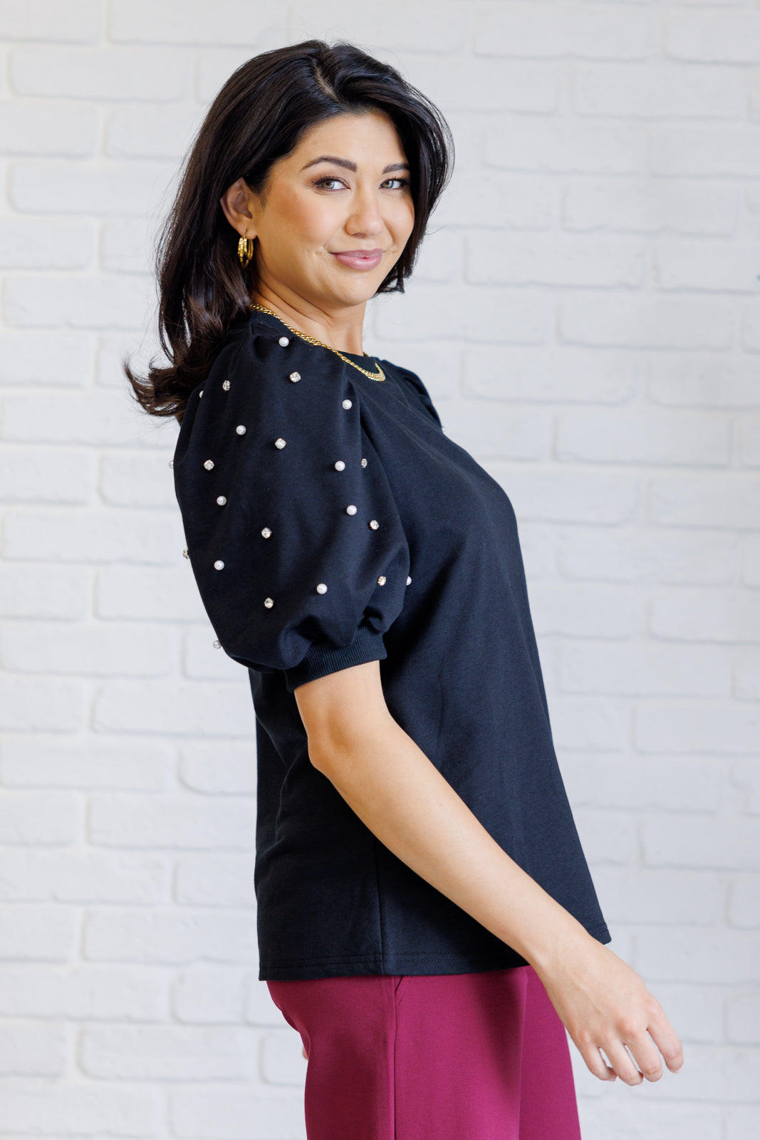 Diamonds and Pearls Puff Sleeve Top in Black - 11/19/2024