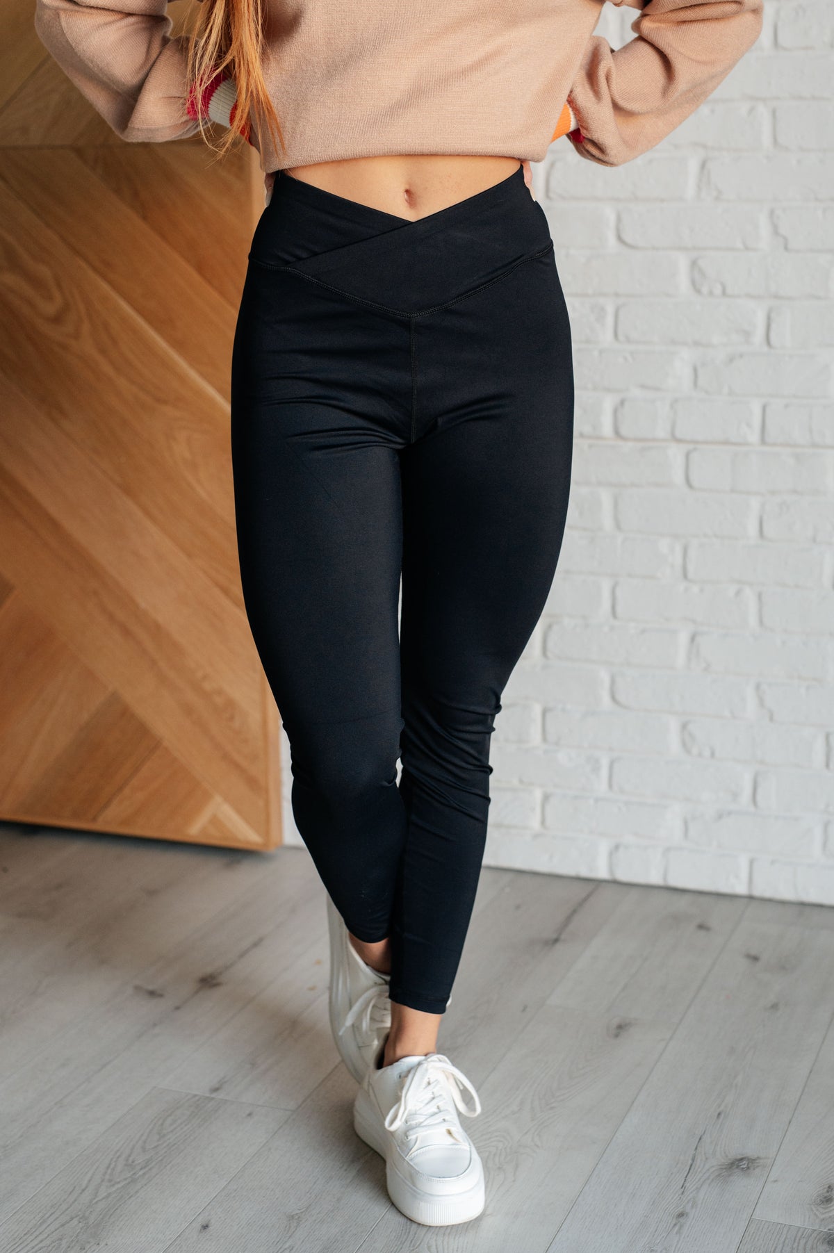 Do The Most V Front Leggings - 12/3/2024