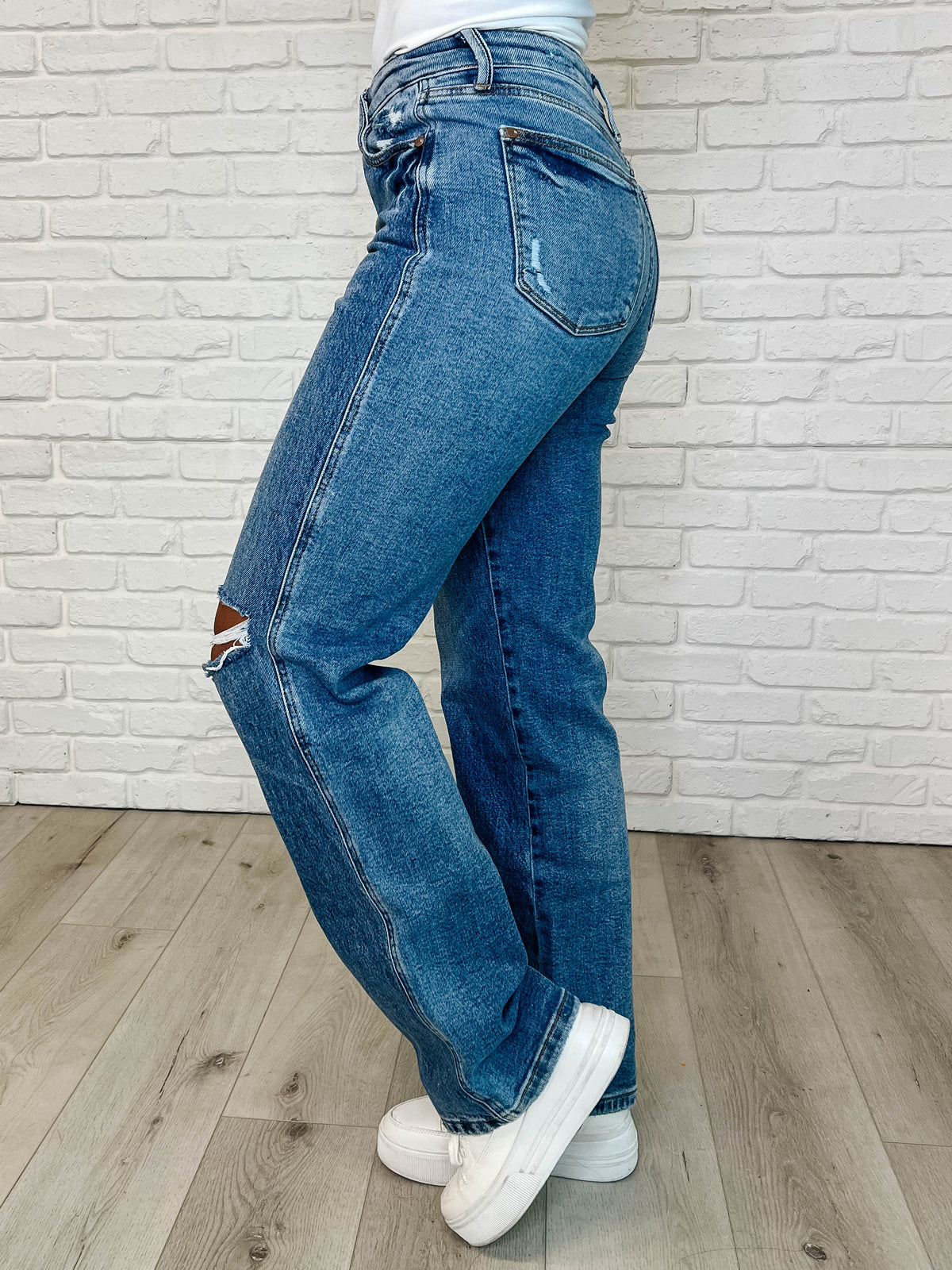 Dylan High Rise Rigid Magic Criss-Cross Waistband Straight Jeans - 3/5/2025