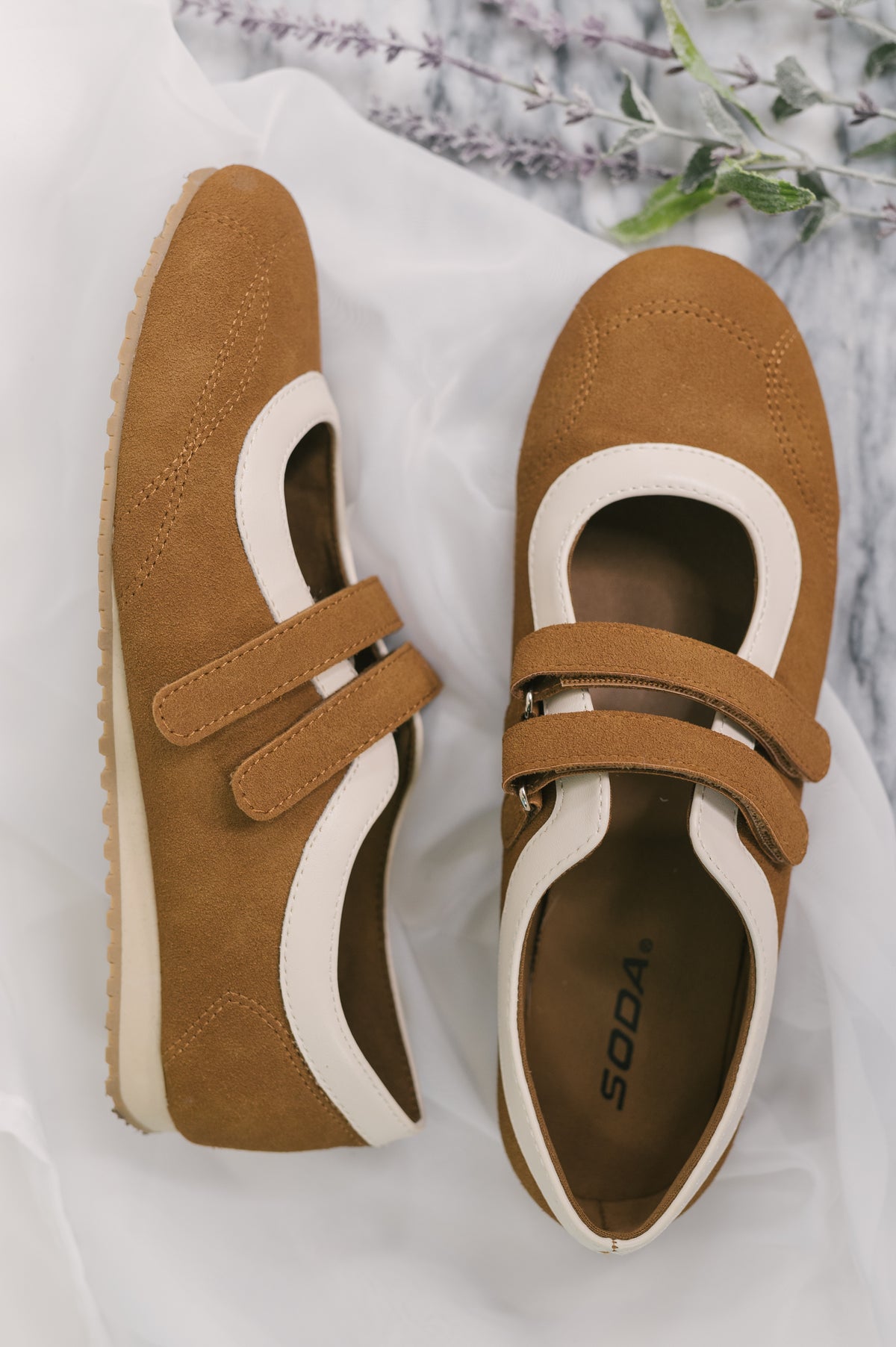Easy Company Mixed Cognac Double Velcro Strap Sneaker - 11/13/2026