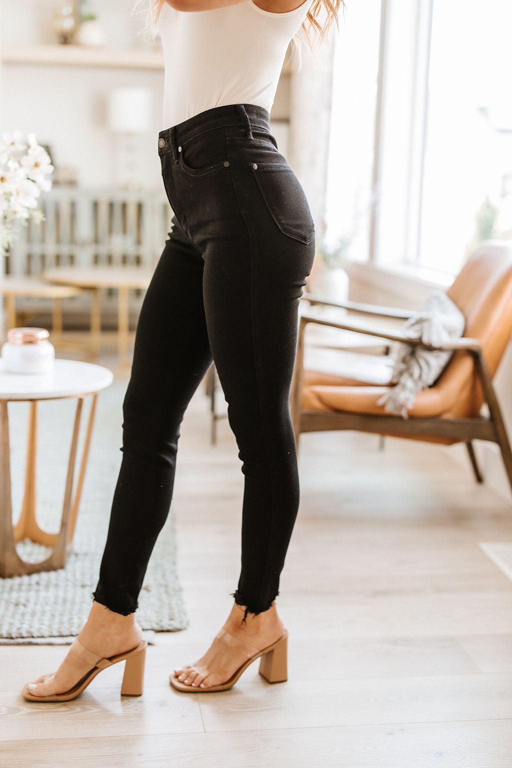 Ebony High Rise Tummy Control Skinny Jeans - 6/9/2023