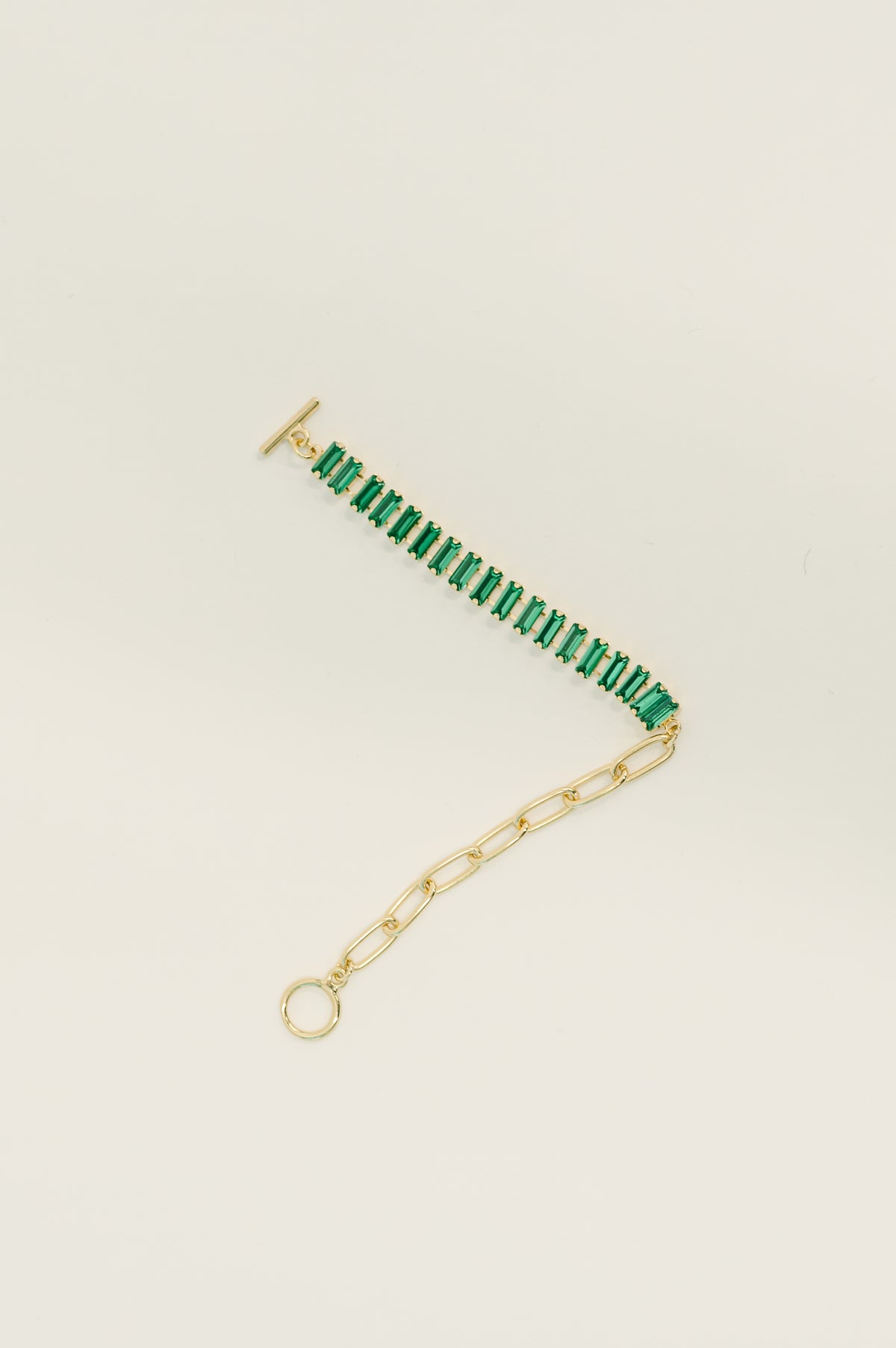 Esmeralda Toggle Bracelet in Green - 1/30/2026