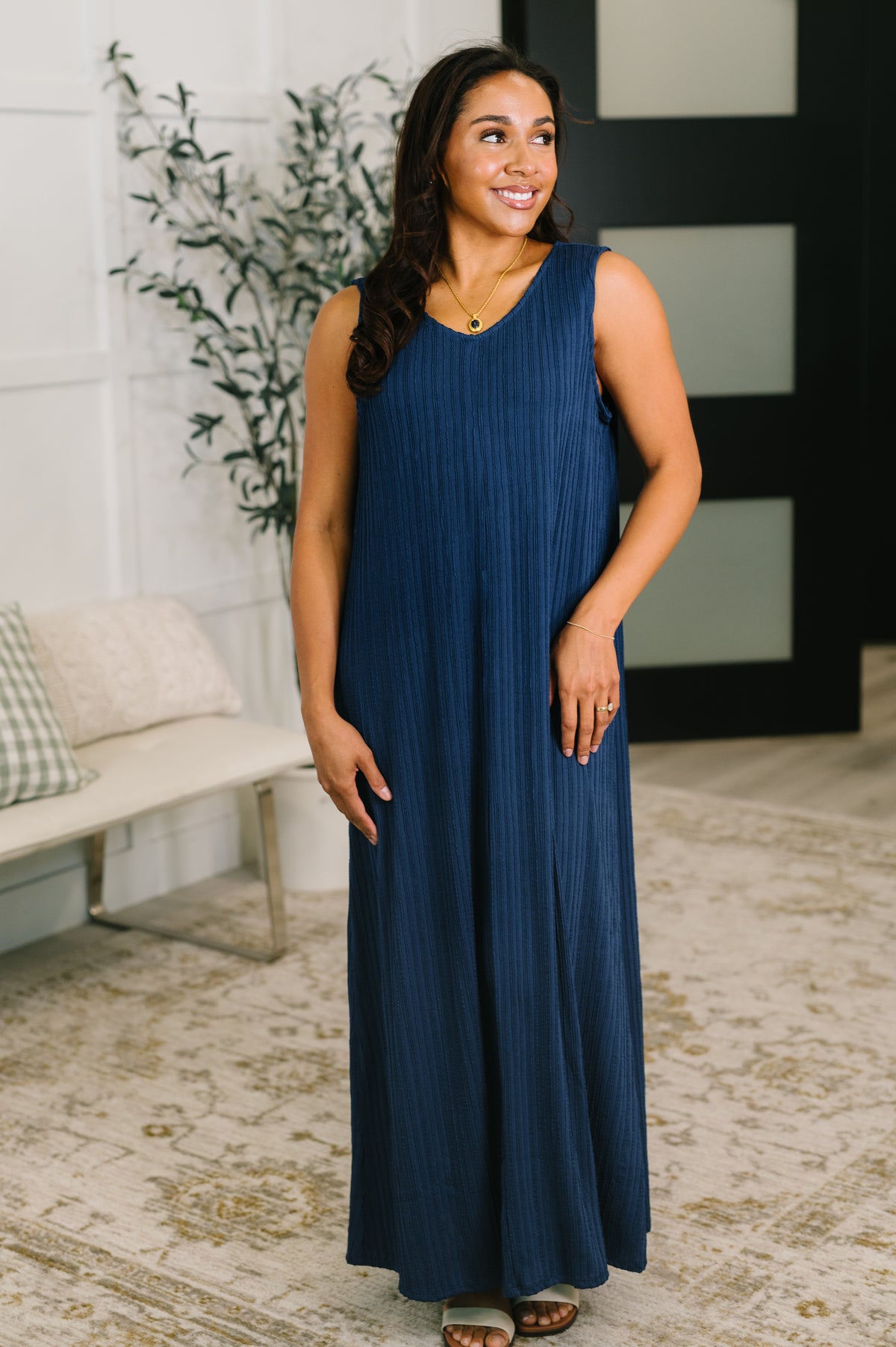 Everything She Wants Sleeveless Maxi Dress in Navy - 5/29/2026