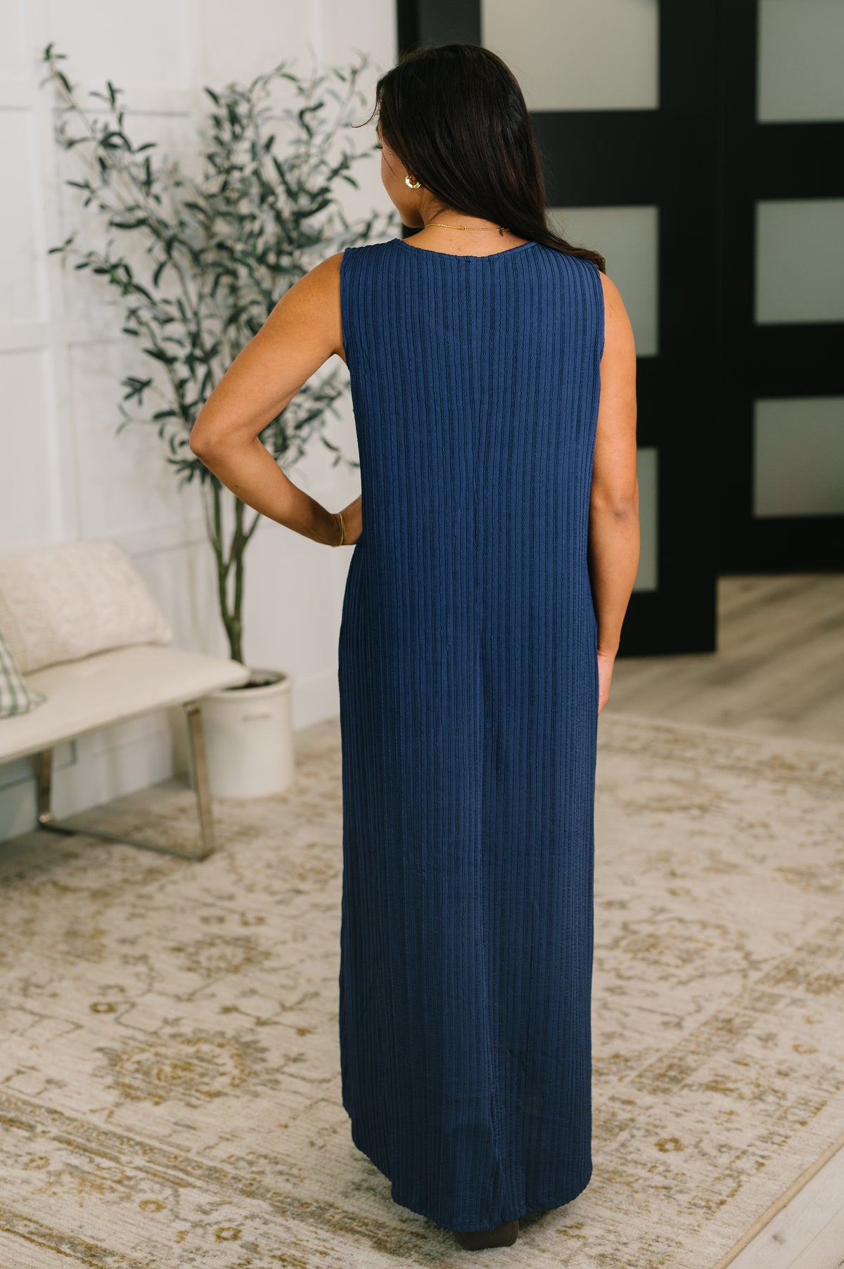 Everything She Wants Sleeveless Maxi Dress in Navy - 5/29/2026