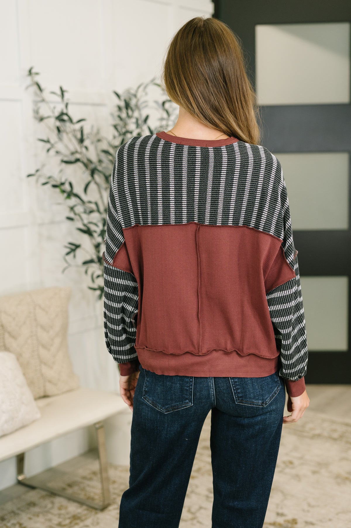 Exceptionally Cozy Contrast Relaxed Pullover - 9/8/2026
