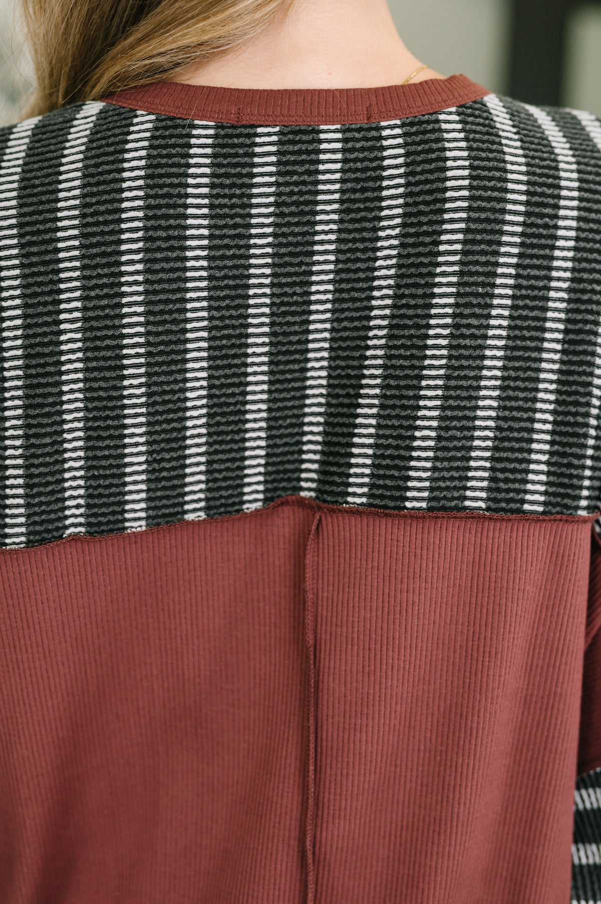 Exceptionally Cozy Contrast Relaxed Pullover - 9/8/2026