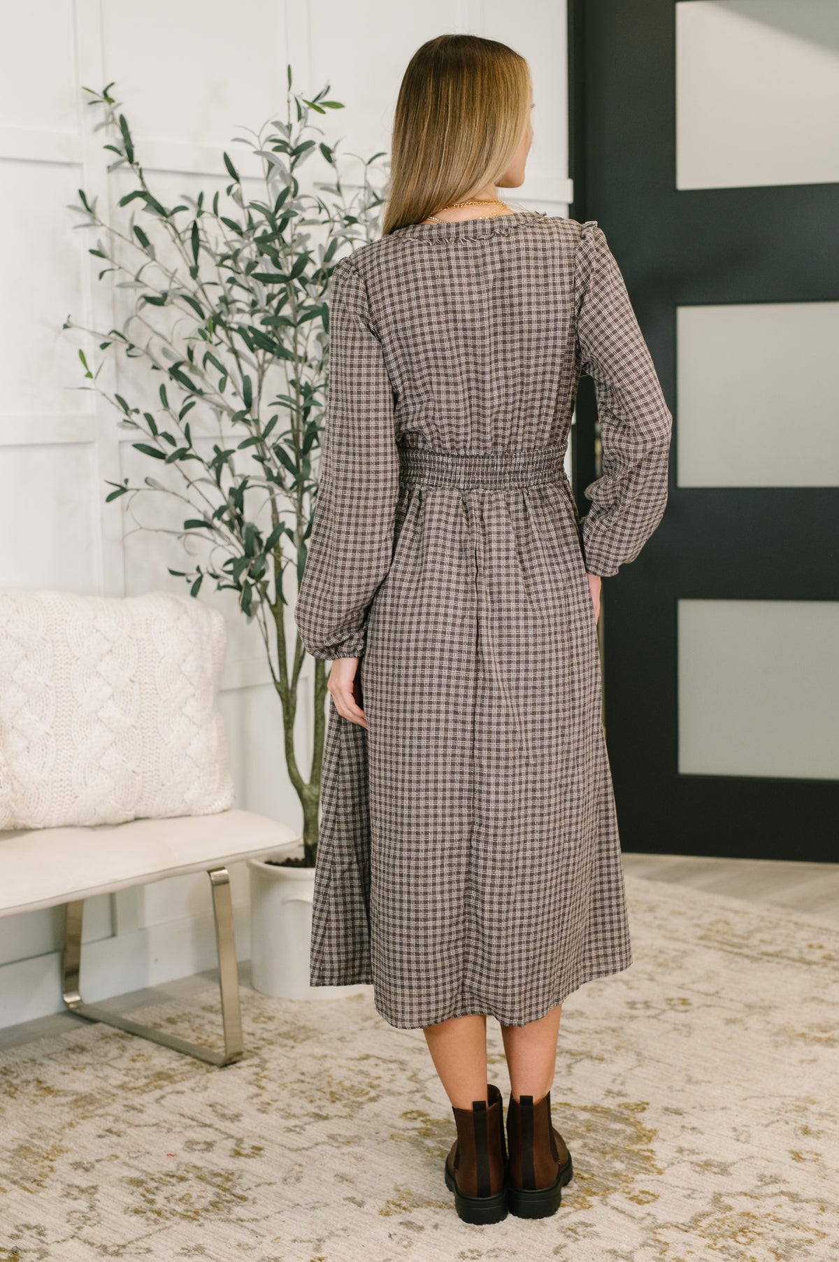 Fairytale Plot Plaid Midi Dress - 12/19/2025