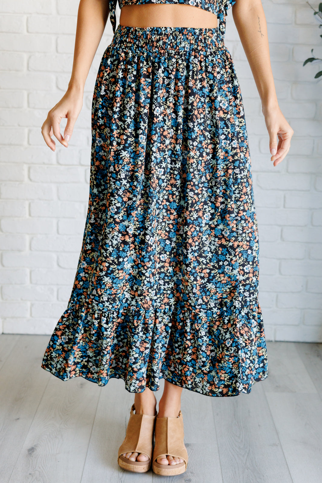 Flutter of Florals V-Neck Crop and Skirt Set - 9/17/2024