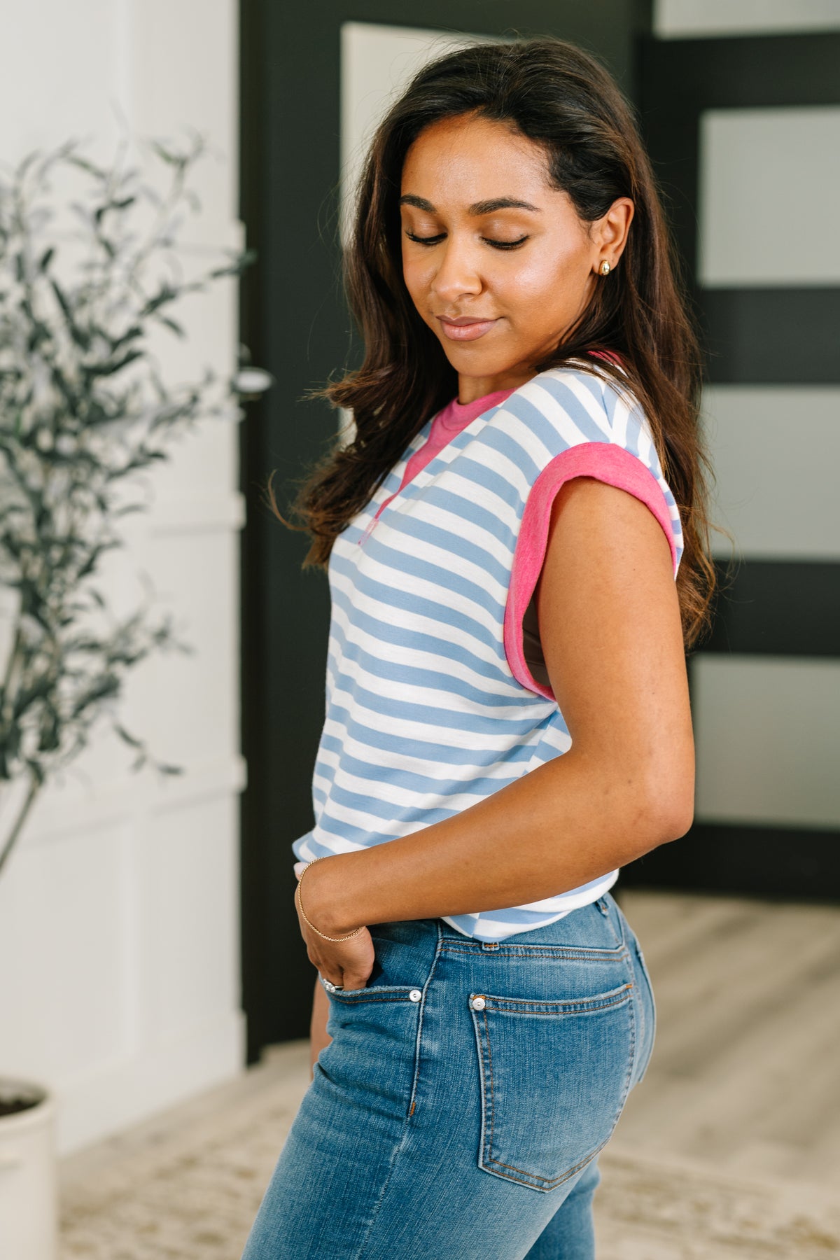 Following Through Color Block Muscle Tee - 6/23/2026