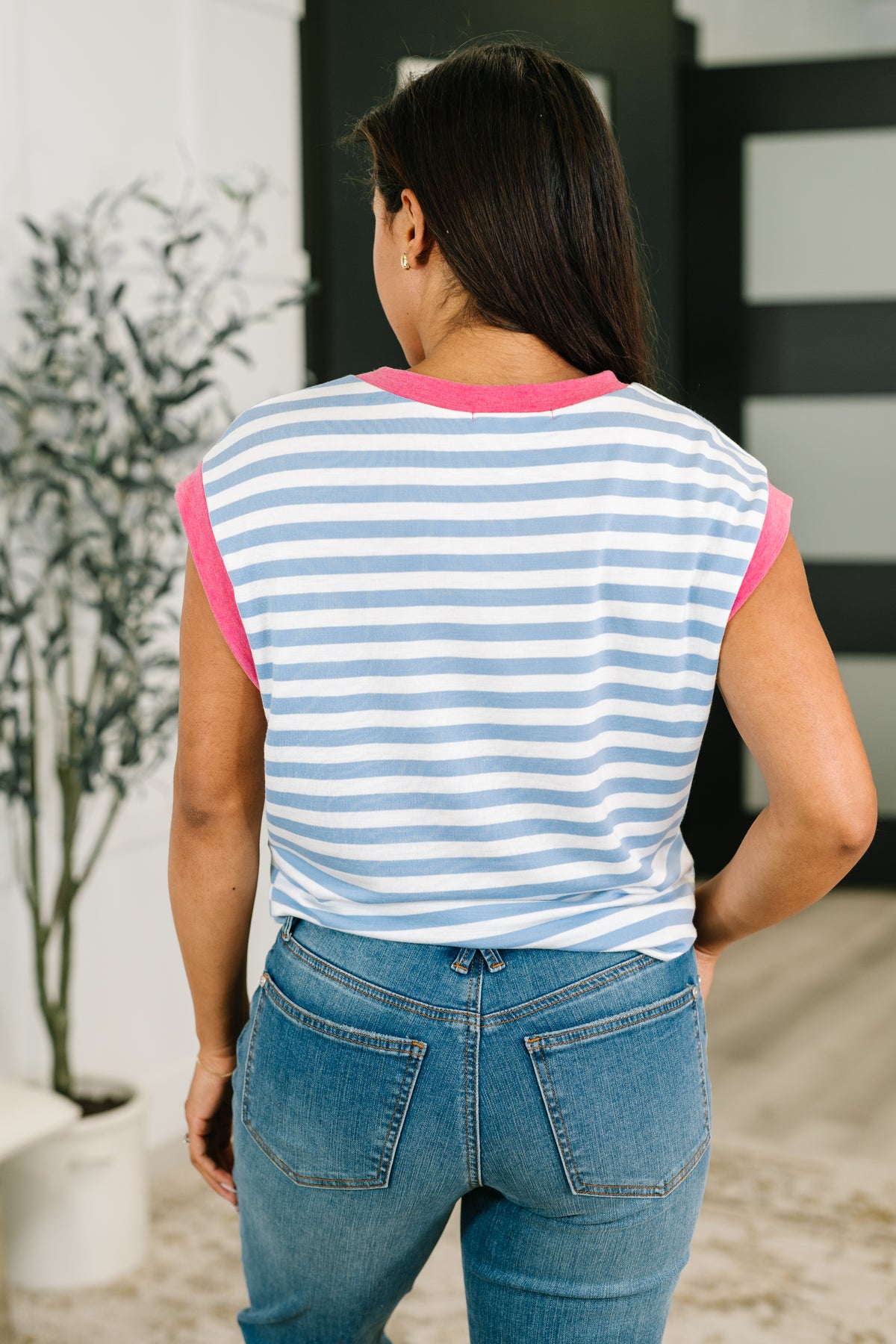 Following Through Color Block Muscle Tee - 6/23/2026