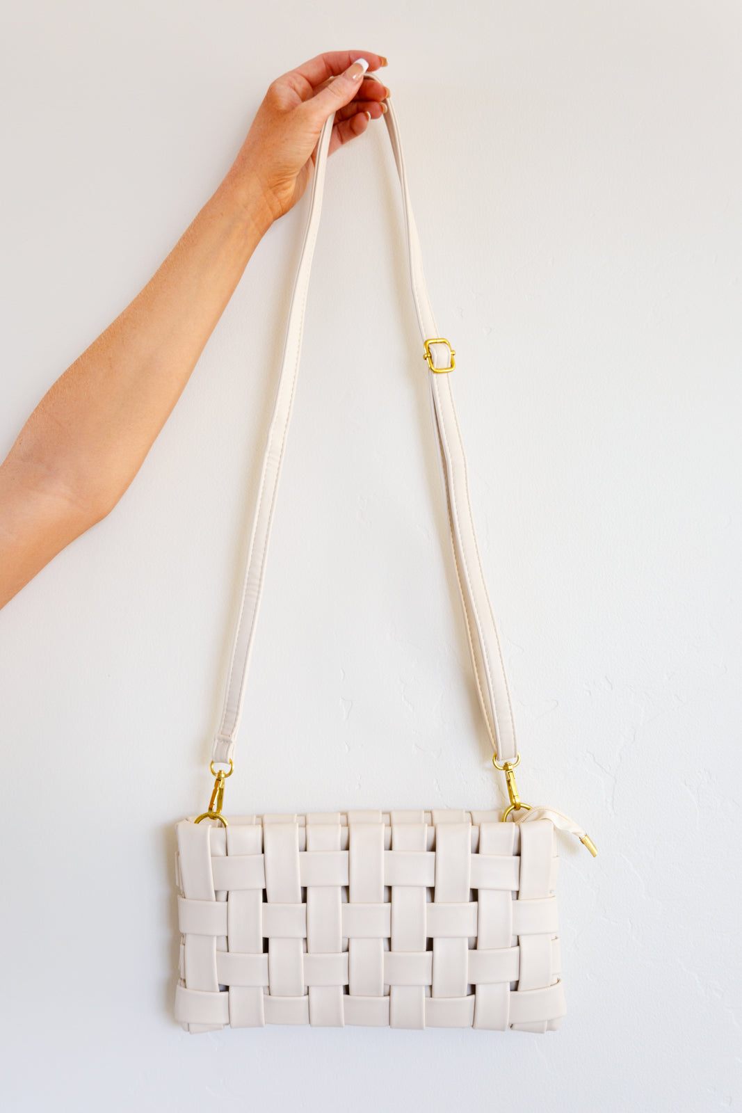 Forever Falling Handbag in Cream - 7/18/2023