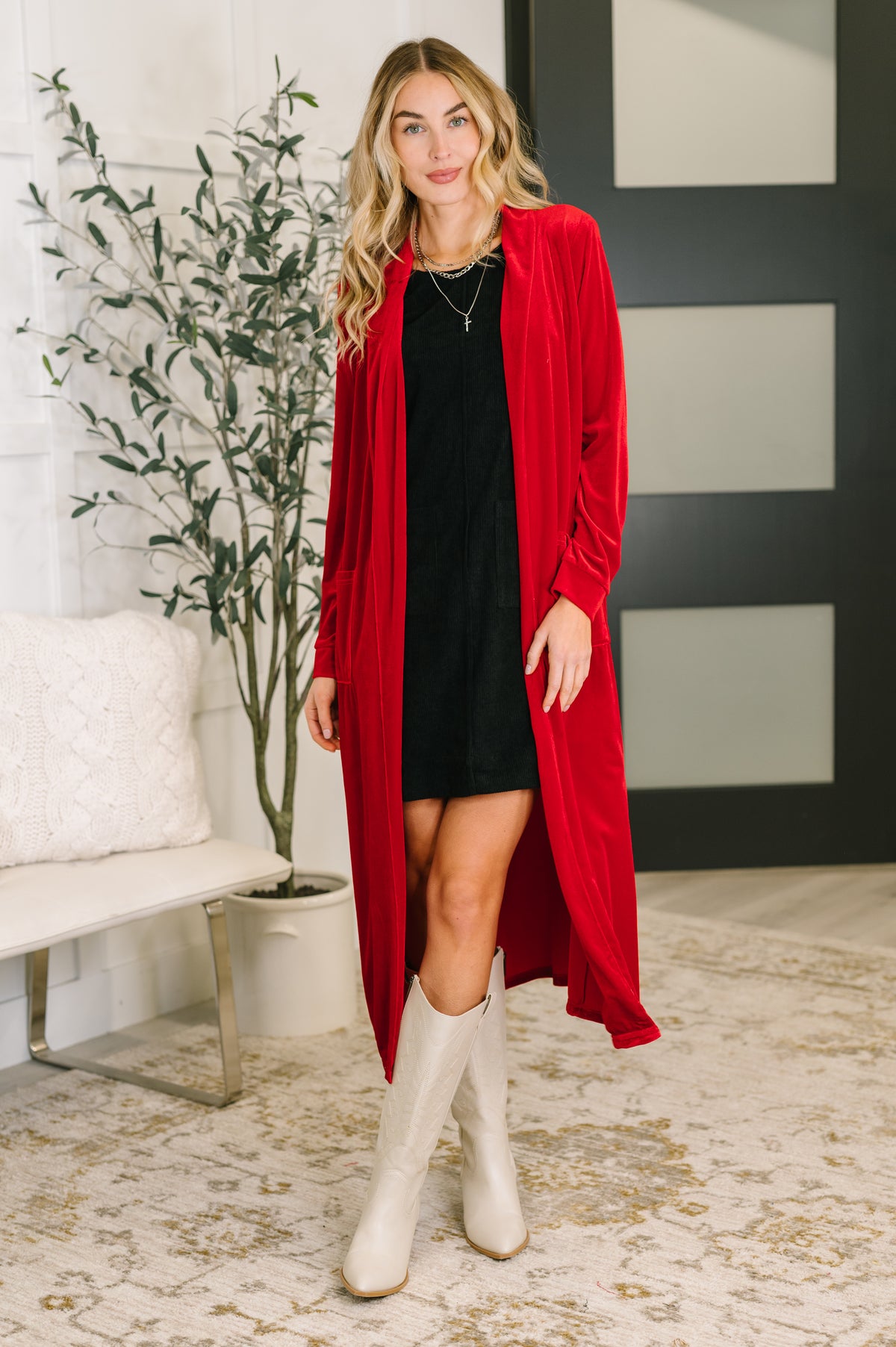 Feeling That Way Corduroy Dress in Black - 12/5/2025