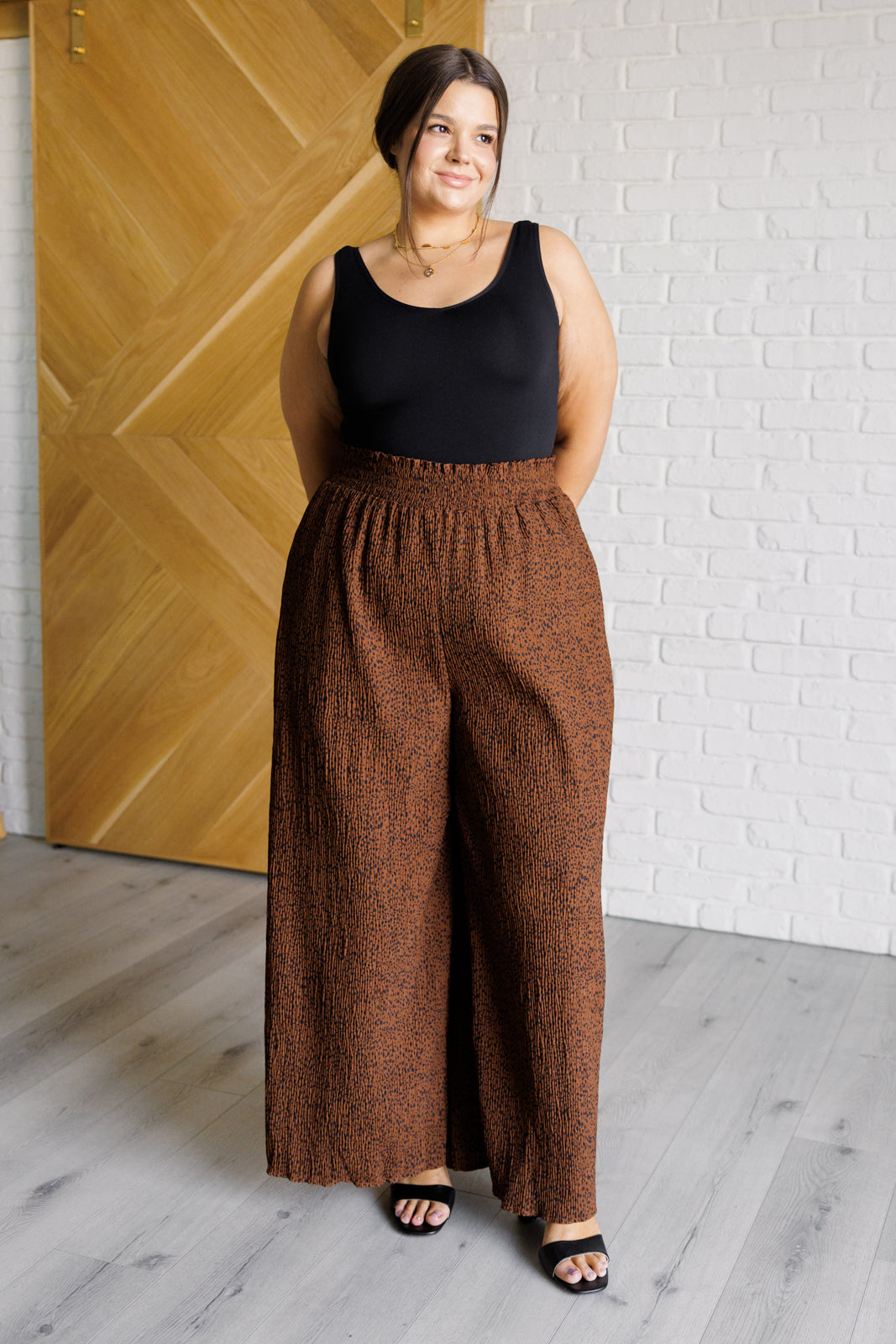 Harmony High Rise Wide Leg Pants in Brown - 10/20/2025