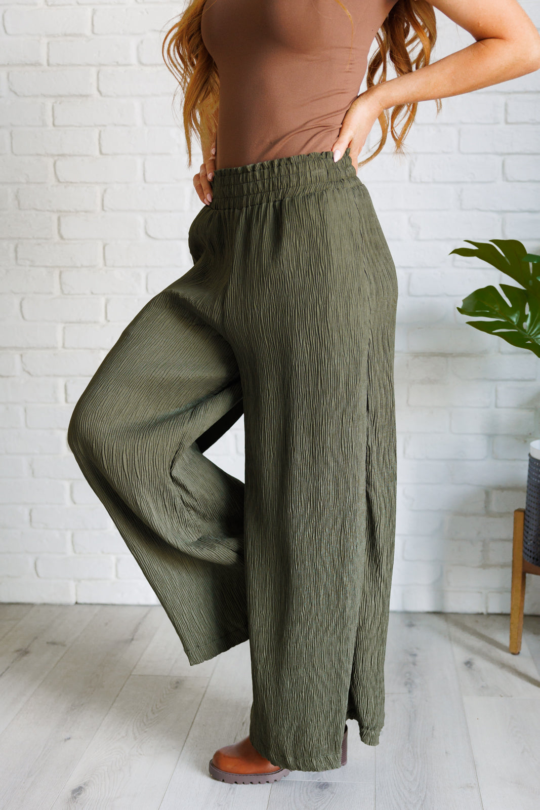 Harmony High Rise Wide Pants in Olive - 1/12/2026