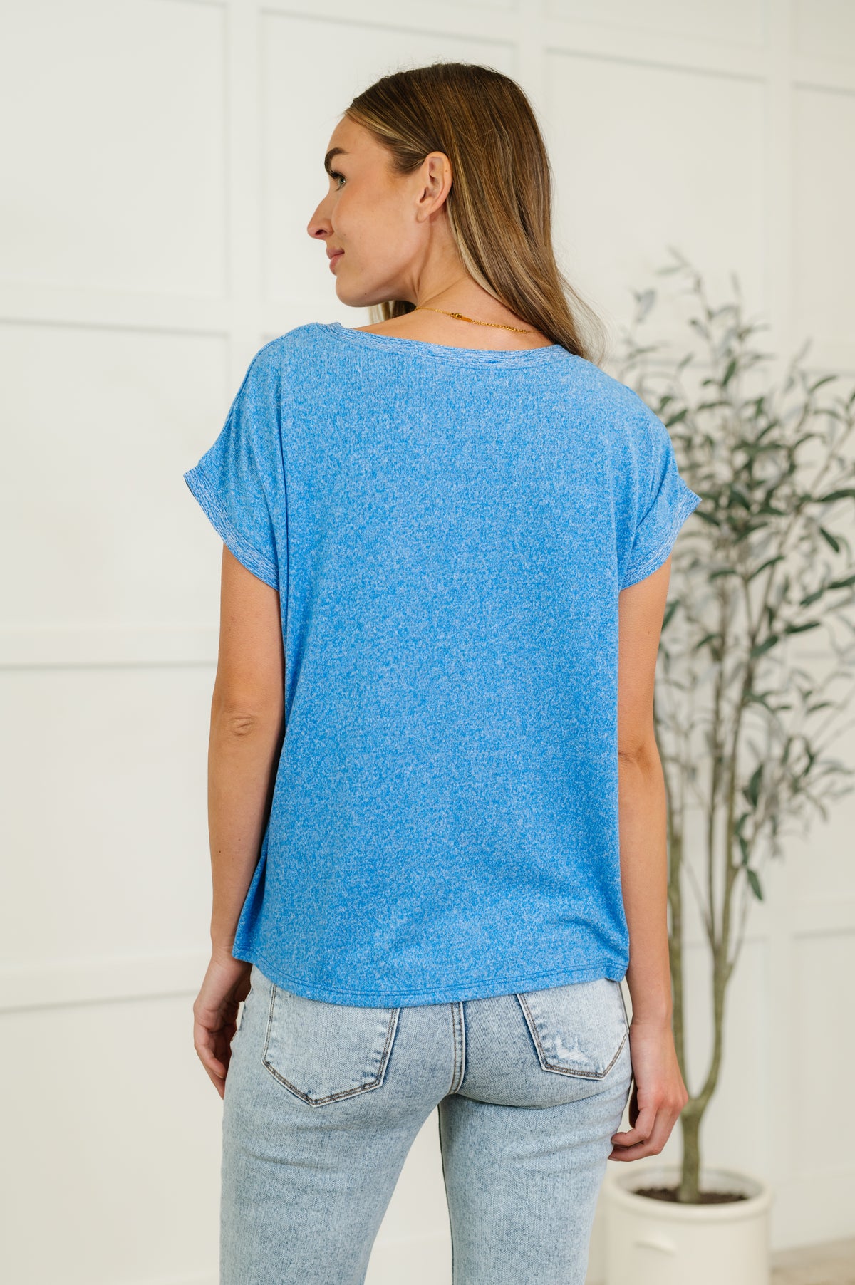 Heathered Harmony Basic Tee in Ocean Blue - 5/14/2025