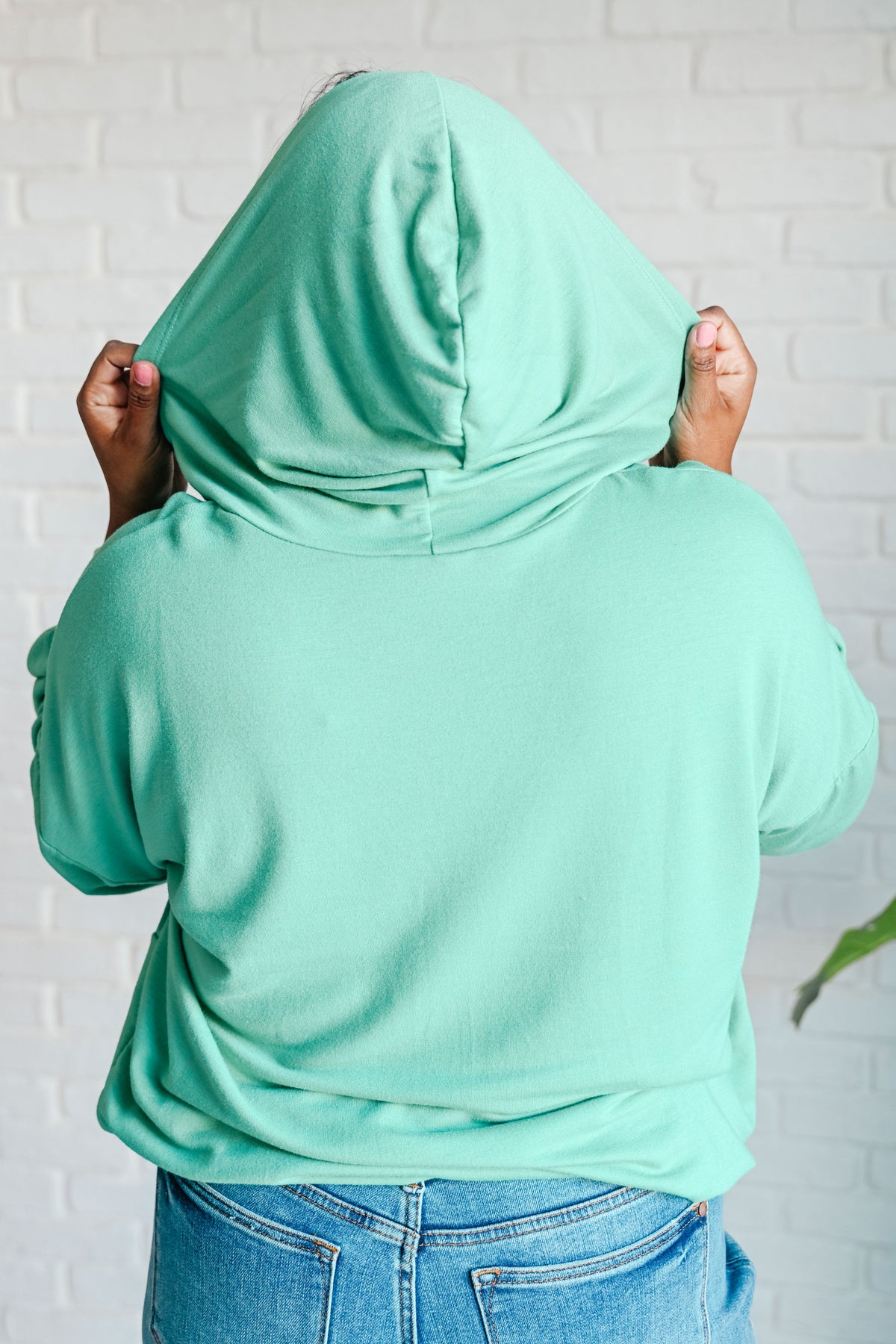 I Am the City Hooded Pullover in Mint - 8/13/2024