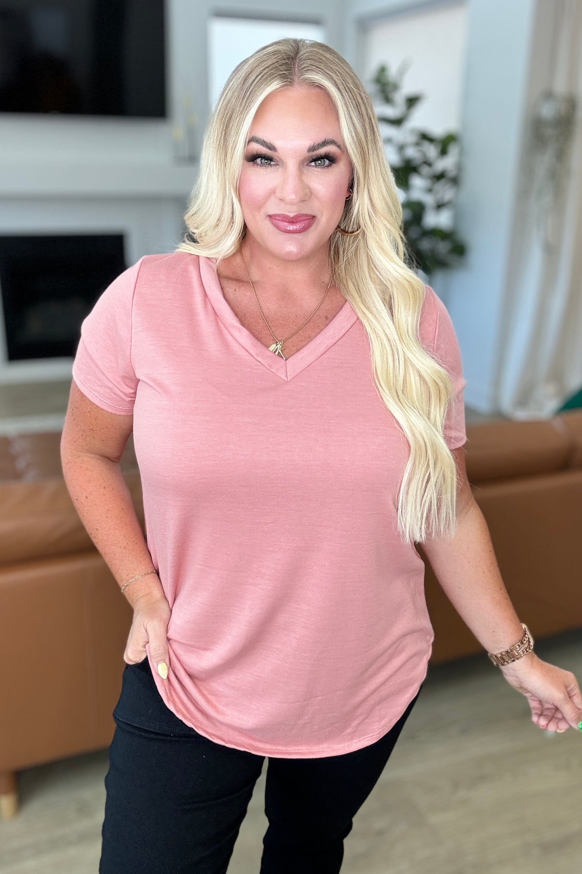 Heart and Soul V-Neck Top in Dusty Pink - 6/25/2024