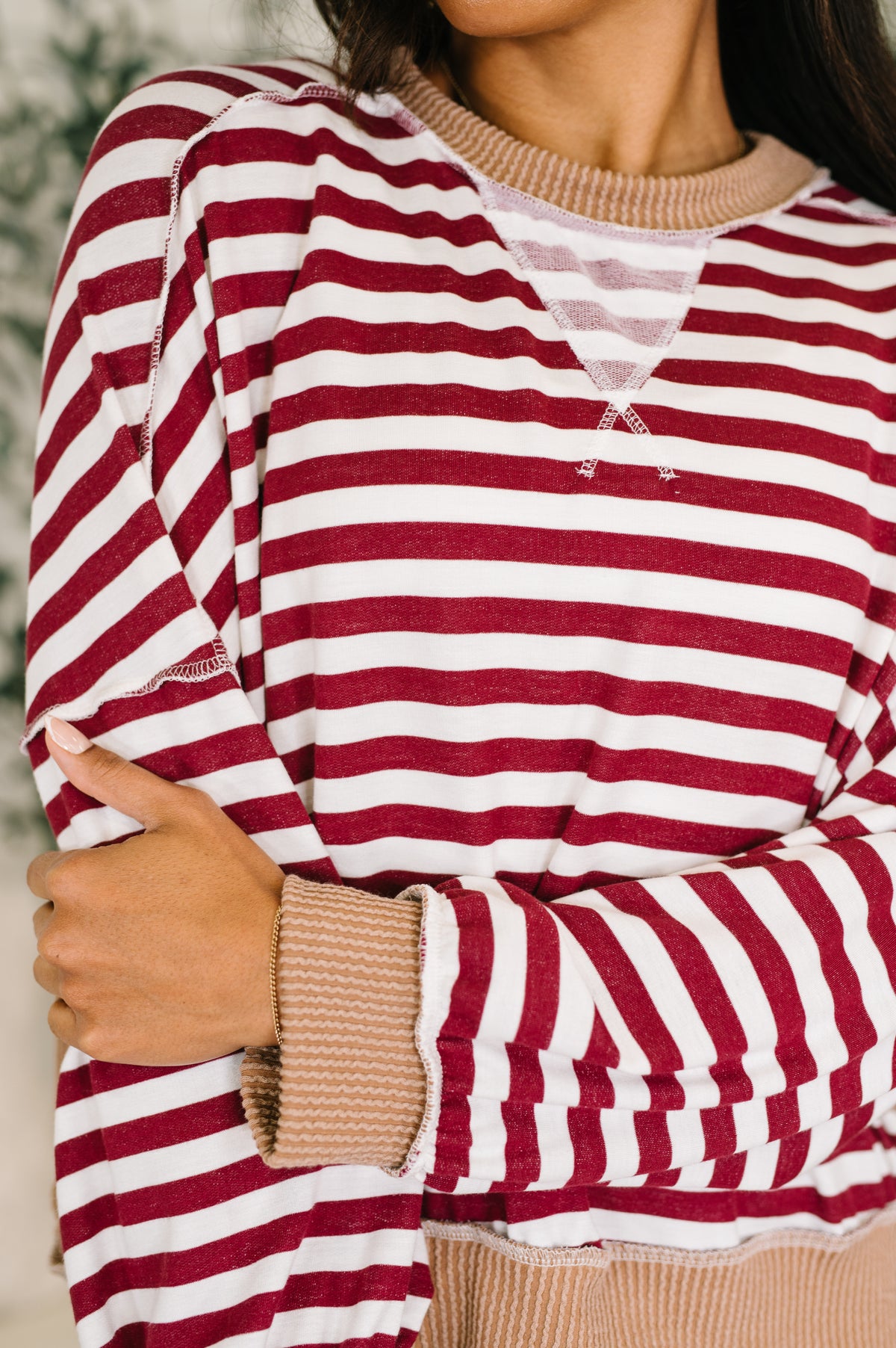 I've Just Seen a Face Contrast Pullover - 1/2/2026