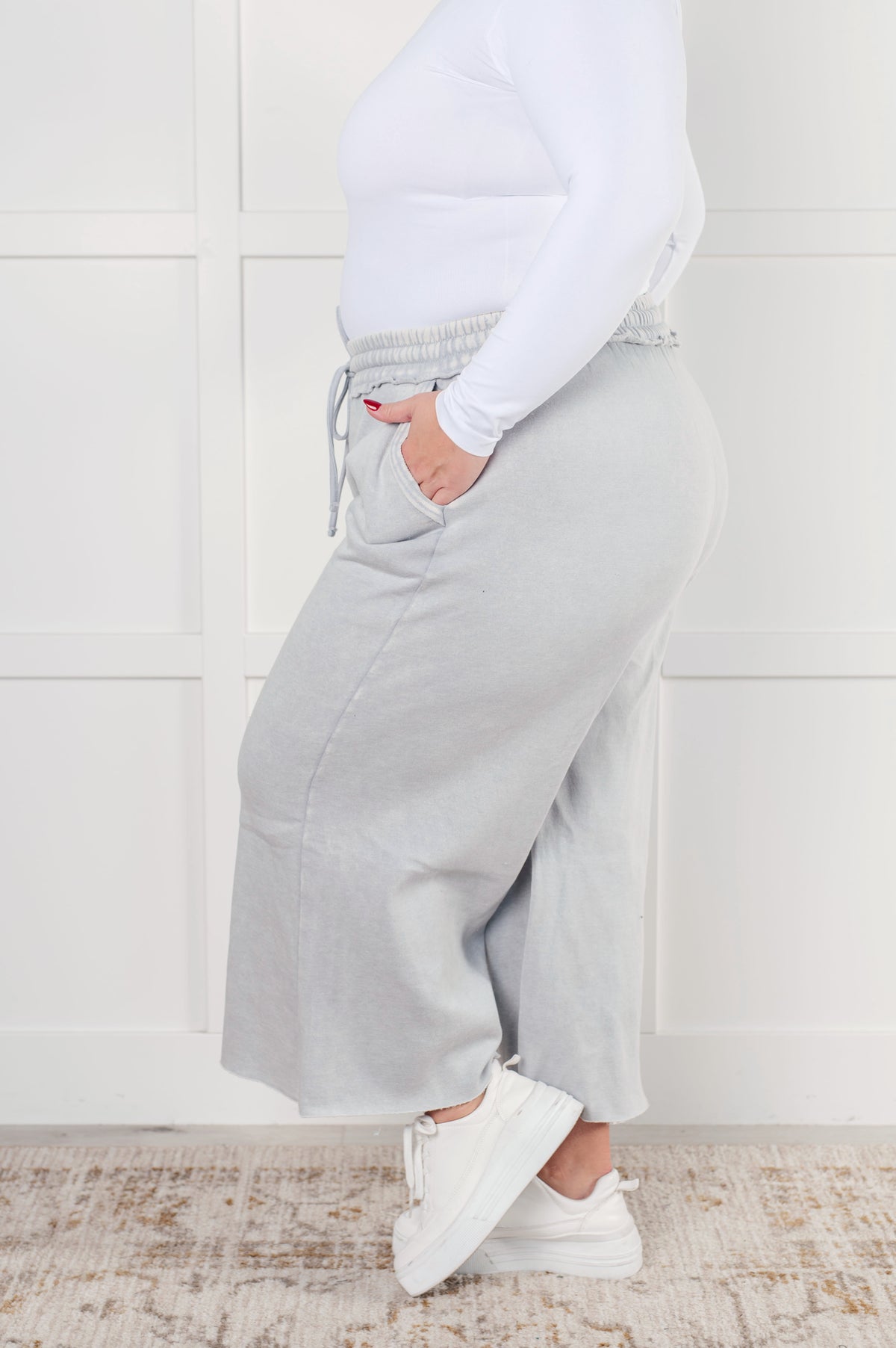 In or Out Wide Leg Cropped Pants in Light Grey - 12/18/2024