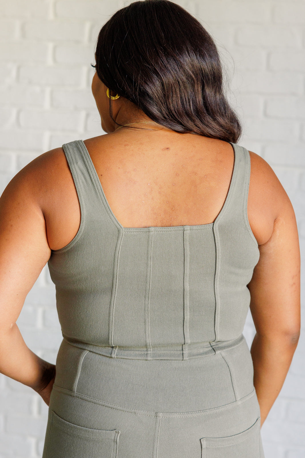 It's All About the Balance Twill Square Neck Crop Top in Dusty Olive - 9/19/2024