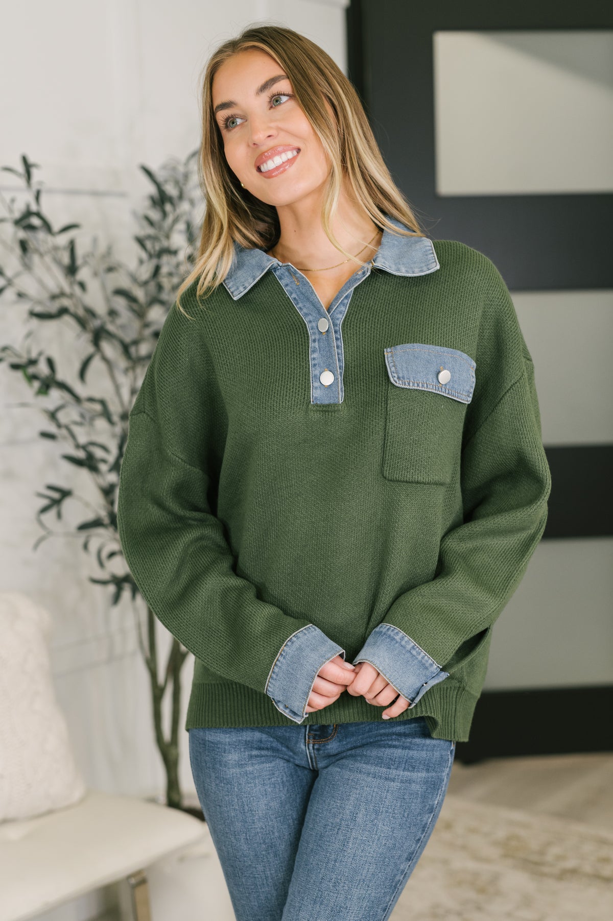 It's a Must Contrast Collared Sweater Top - 10/20/2026 - 10/20/2026