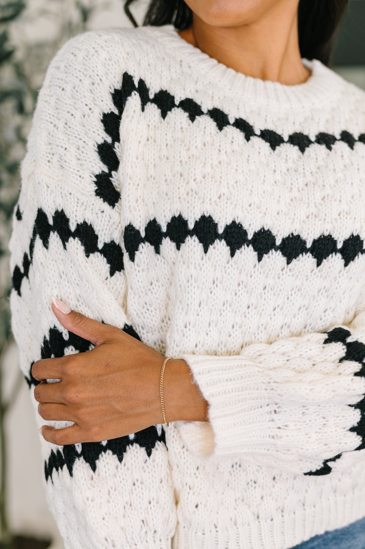 Ivy Lane Textured Sweater in White and Black - 10/21/2025